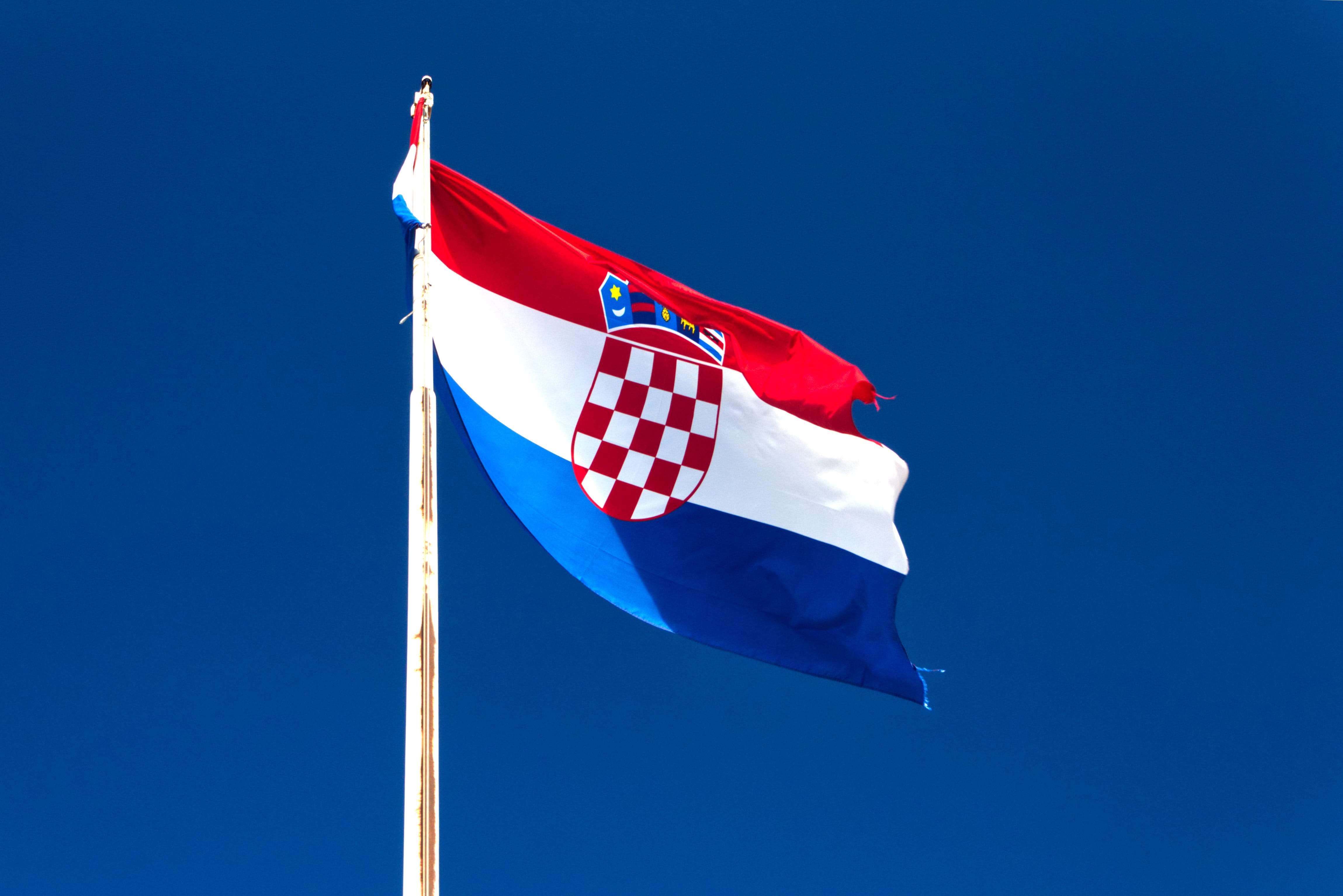 flag, outdoors, minimal, sky, symbol, flying, croatia, wind, white, nation, patriotism, windy, blue, no People, pride, blue sky, waving, 4K, national Landmark, HD Wallpaper