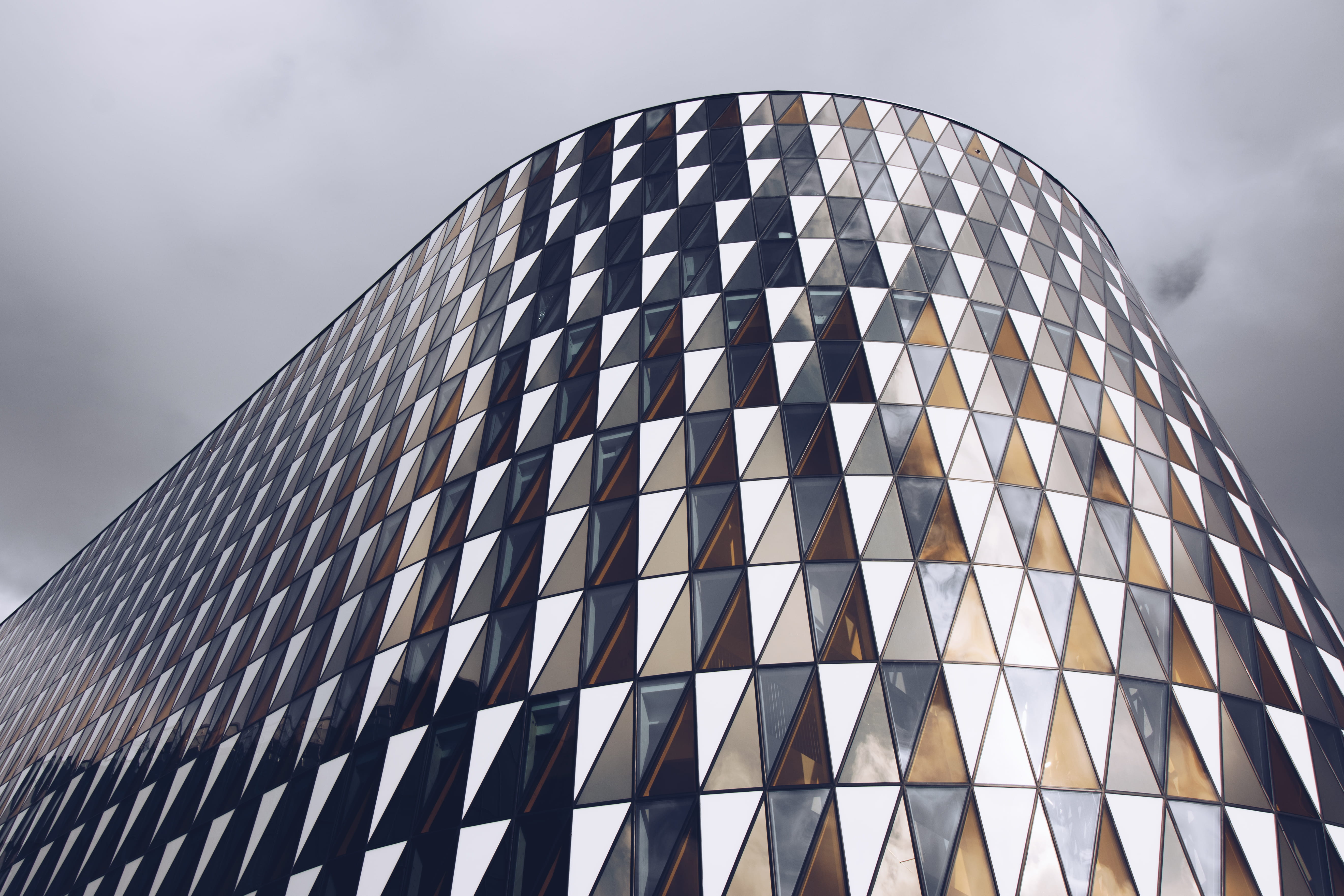 low angle view, karolinska institutet, built structure, building, tree, building exterior, rise, no people, day, outdoors, office, sky, road, office building, HD Wallpaper