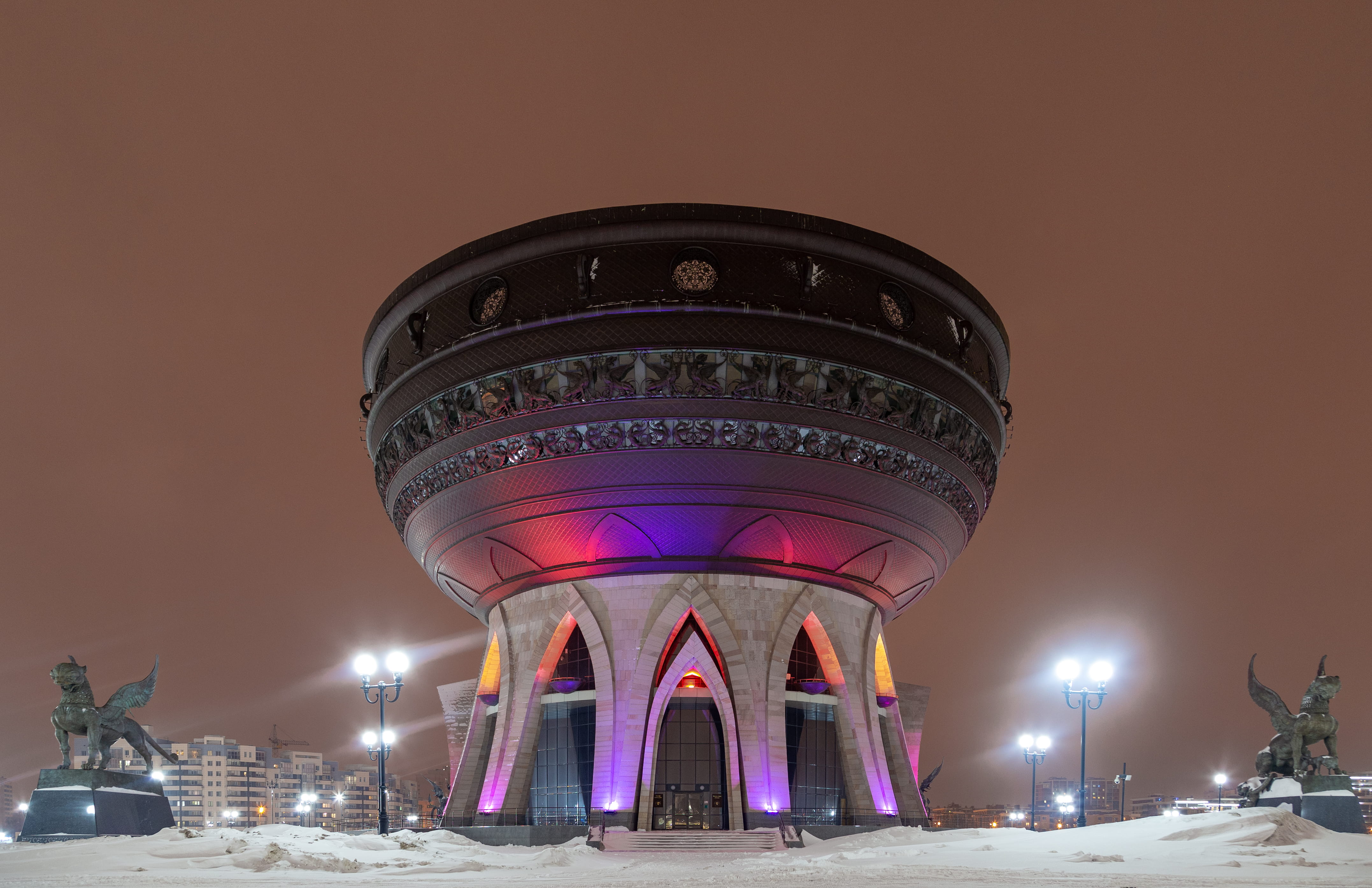 urban, winter, office building, arts culture and entertainment, building exterior, dusk, building, sky, planetarium, street light, metropolis, illuminated, HD Wallpaper