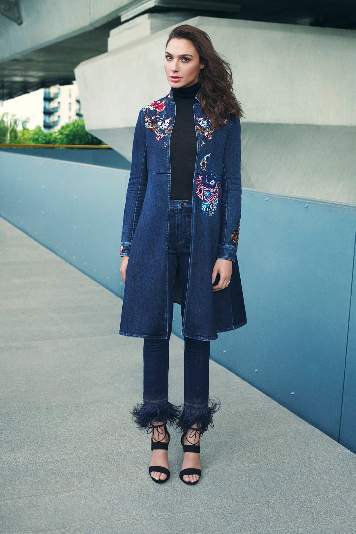 jacket, Gal Gadot, front view, actress, waiting, standing, clothing, adult, smiling, hairstyle, casual clothing, fashion, 720P, model, city, beautiful woman, Phone HD Wallpaper