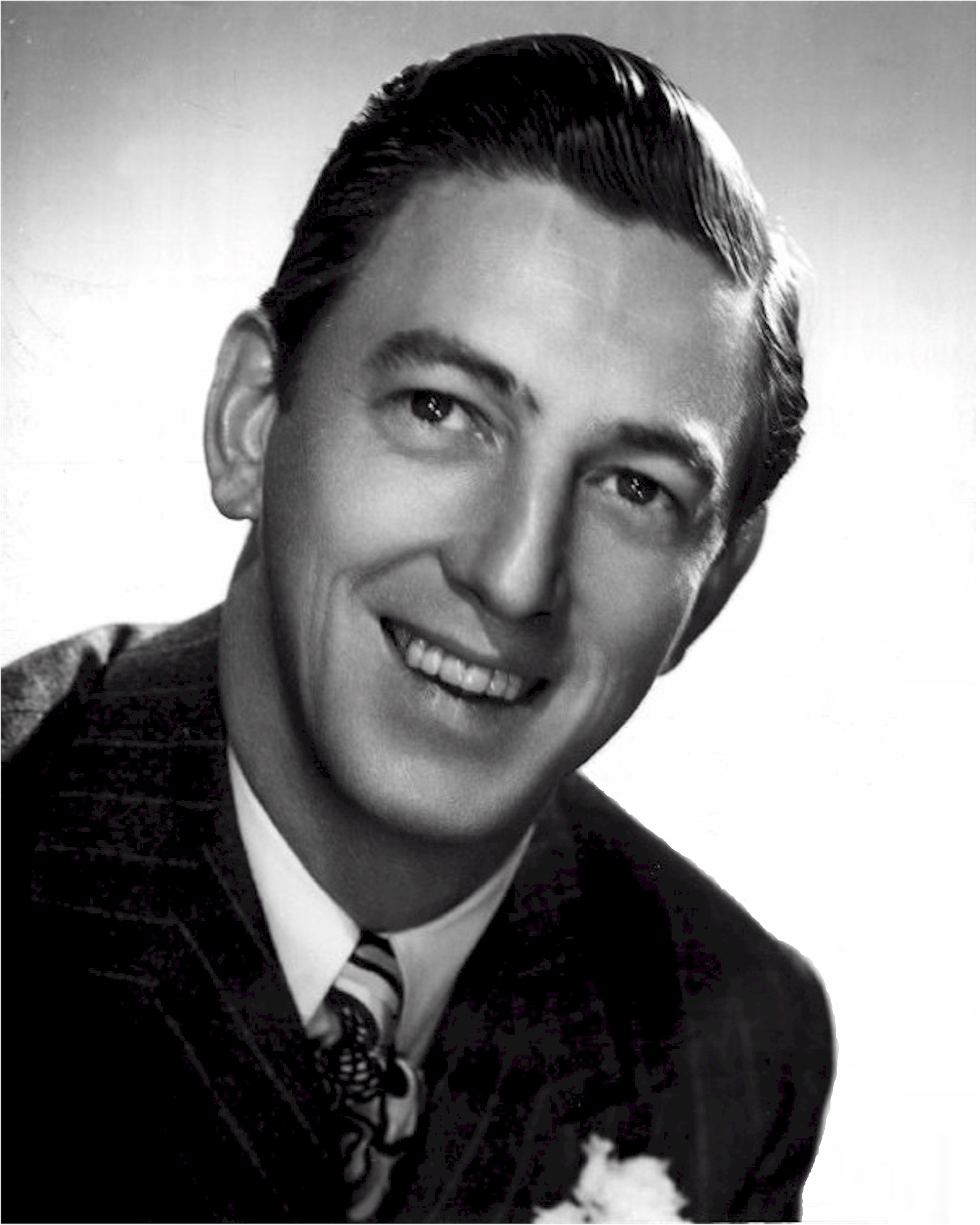 toothy smile, musical fantasy, classic, stage, teeth, ray bolger, emotion, indoors, retro, headshot, looking at camera, wizard of oz, adult, cinema, smiling, Phone HD Wallpaper