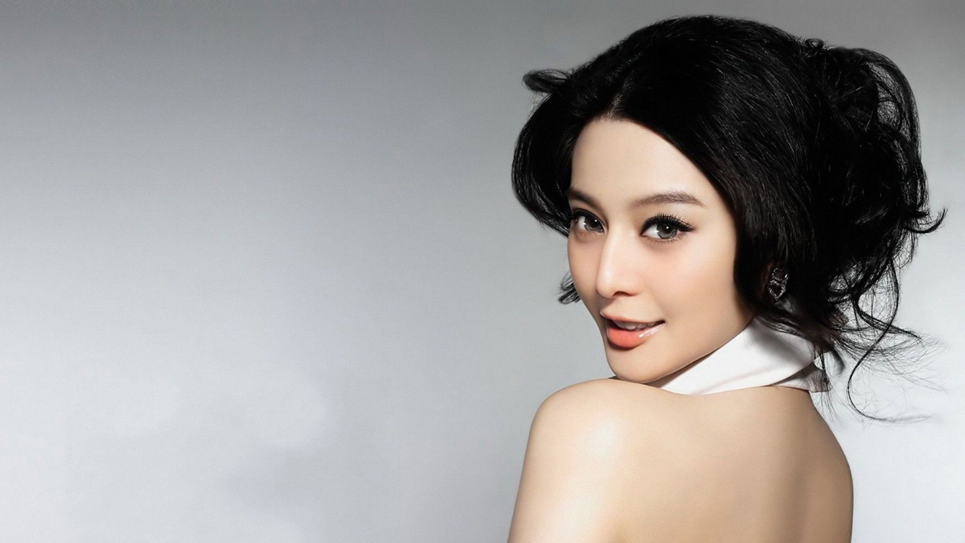 brunettes, simple, background, back, 1080P, women, asians, bingbing, fan, HD Wallpaper