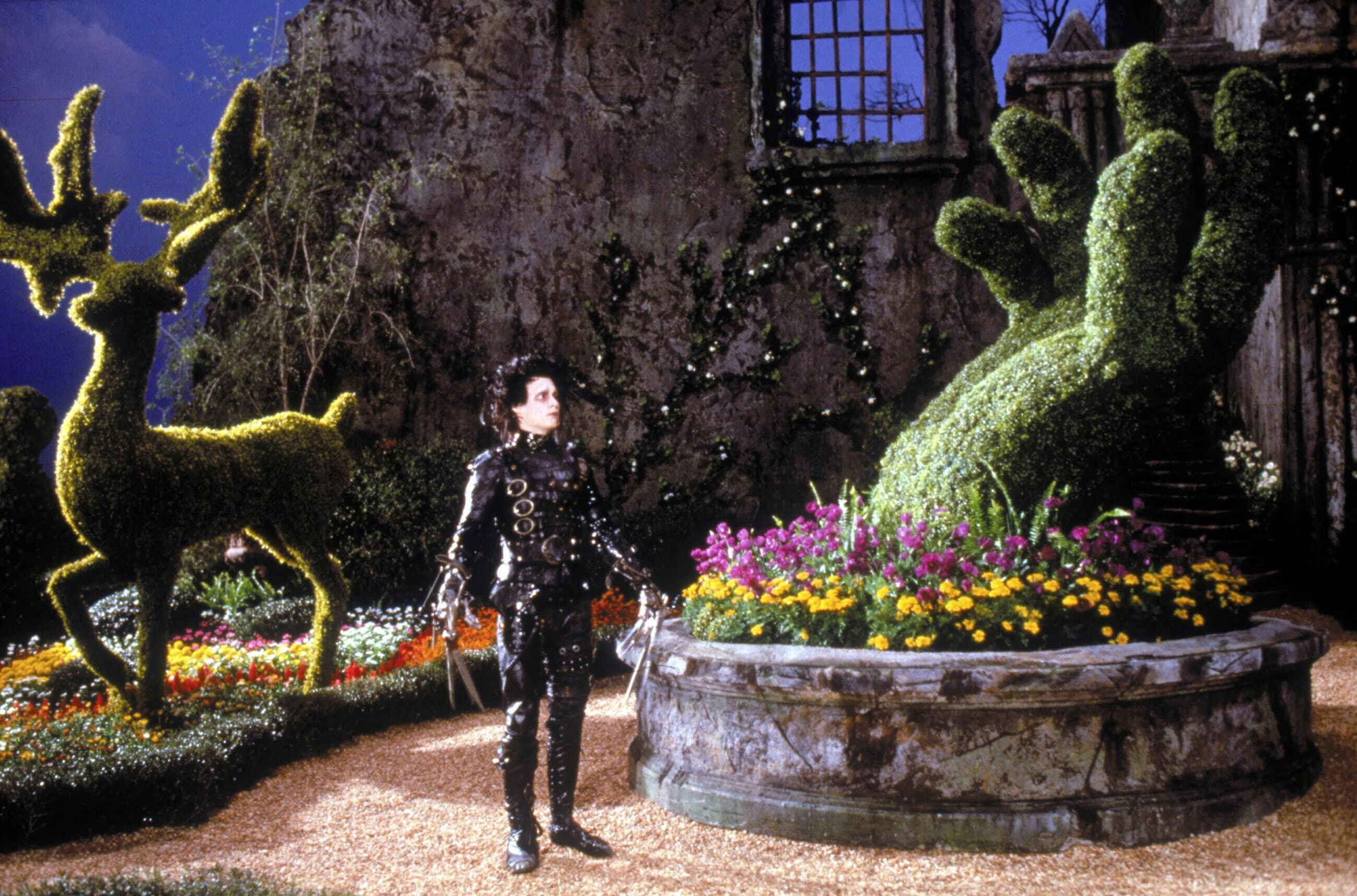 2K, drama, edward, scissorhands, depp, romance, fantasy, HD Wallpaper