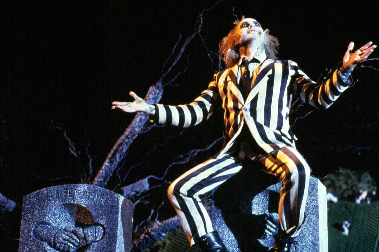 fantasy, limb, Dark, women, human body part, human limb, adult, one person, indoors, arms raised, stage, dancing, Beetlejuice, arts culture and entertainment, HD Wallpaper
