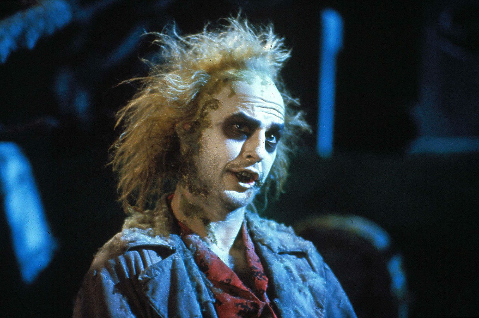 fashion, young adult, make-up, adult, hairstyle, clothing, Comedy, indoors, arts culture and entertainment, hair, focus on foreground, Dark, Beetlejuice, HD Wallpaper