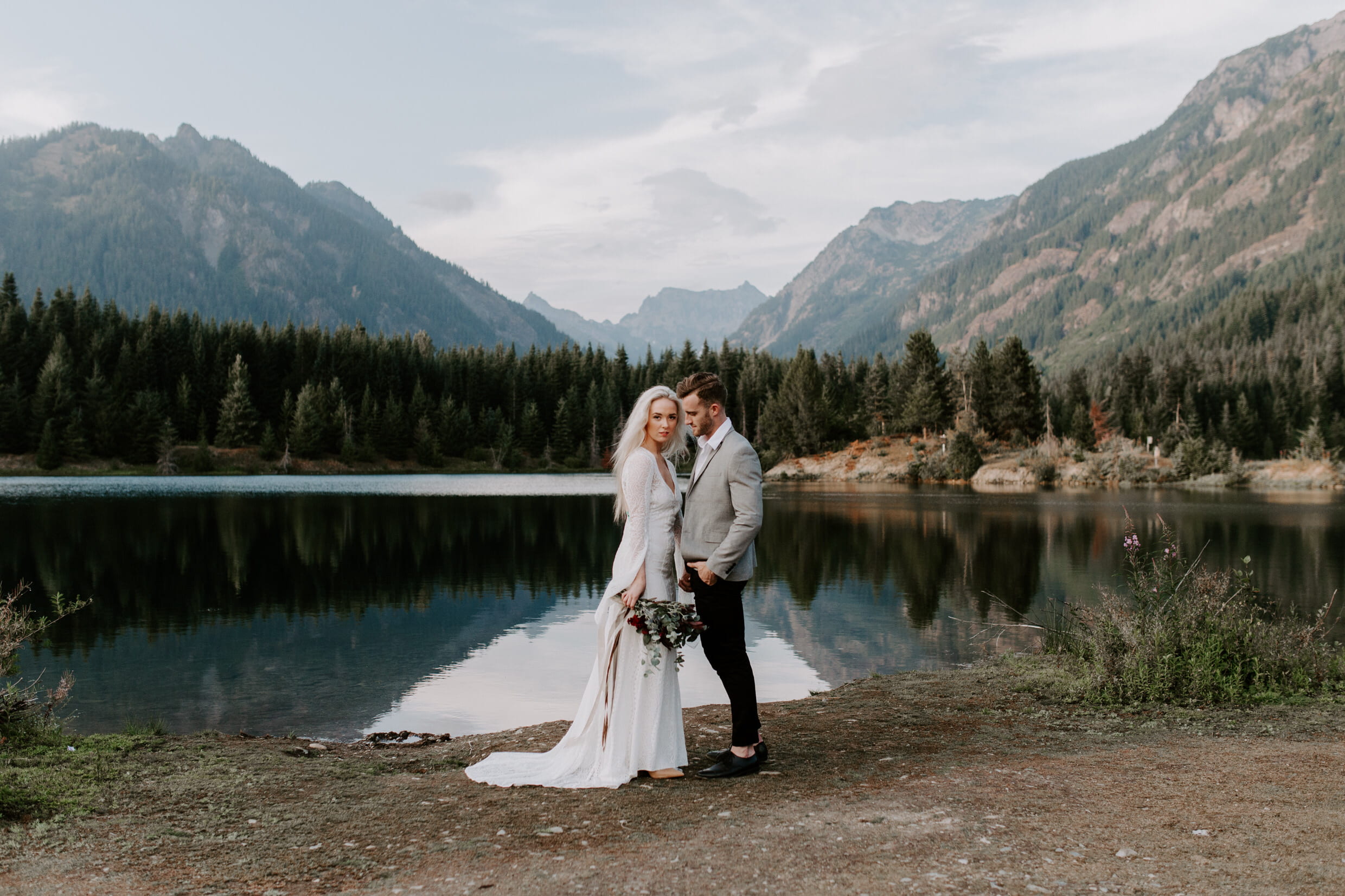 nature, real people, bride, portrait, positive emotion, front, wedding, life, love, leisure activity, day, mountain range, marriage, women, husband, flower, HD Wallpaper