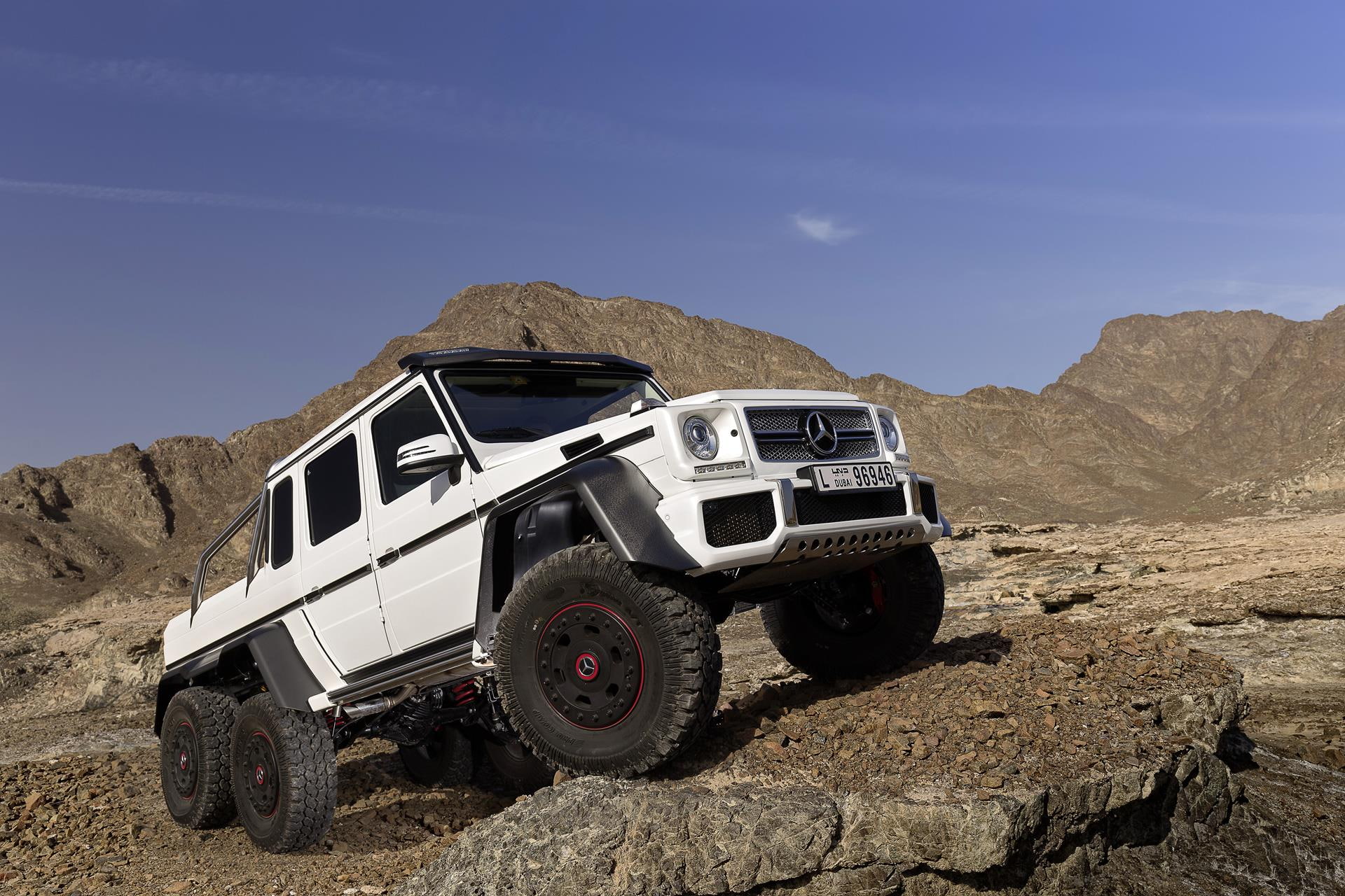 class, nature, 4x4, land, mountain range, landscape, outdoors, no people, rock, suv, day, non-urban scene, g, sunlight, desert, mountain, land vehicle, HD Wallpaper