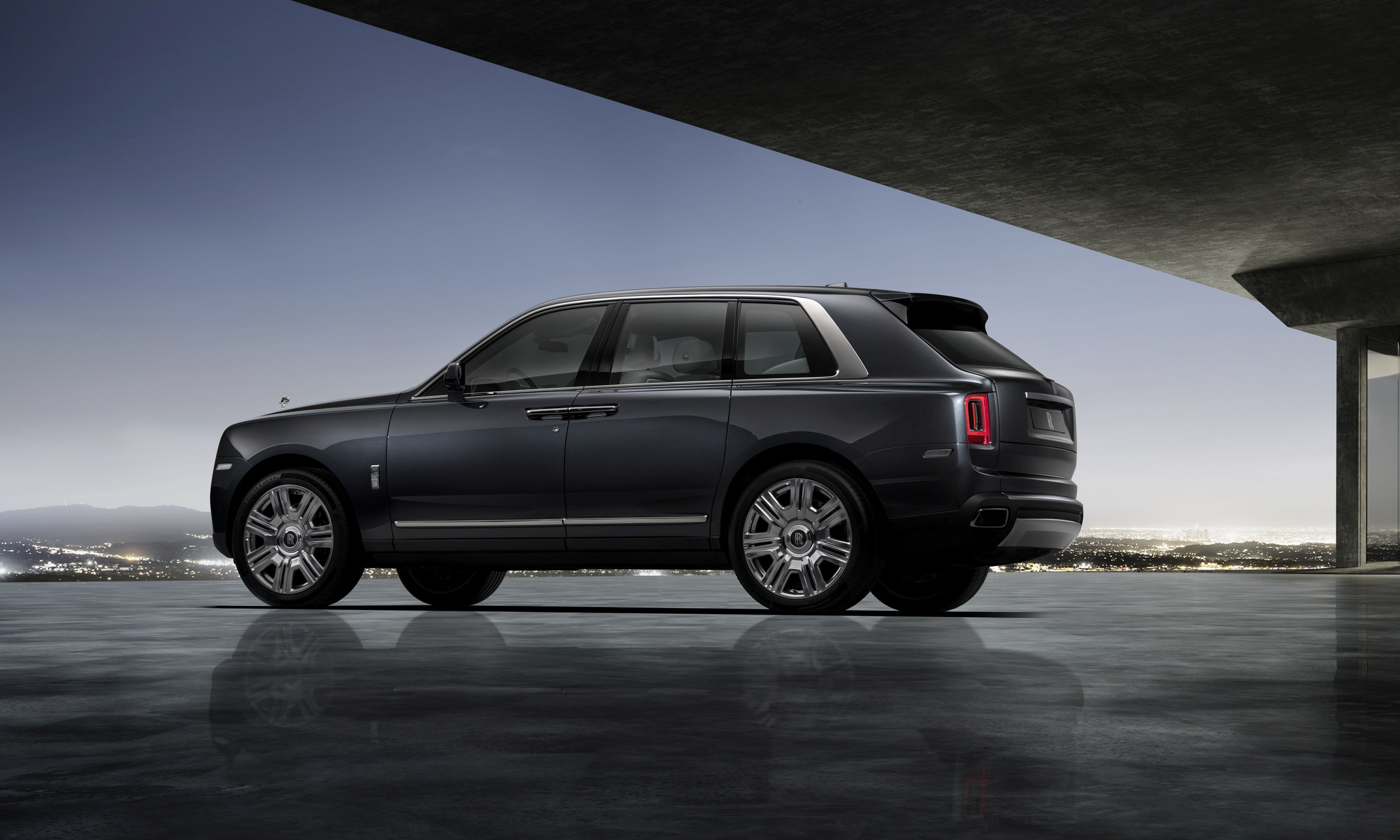 nature, transportation, speed, rolls royce cullinan, car, parking, stationary, side view, hd, 4k, land vehicle, sky, 2019 cars, no people, wheel, reflection, HD Wallpaper