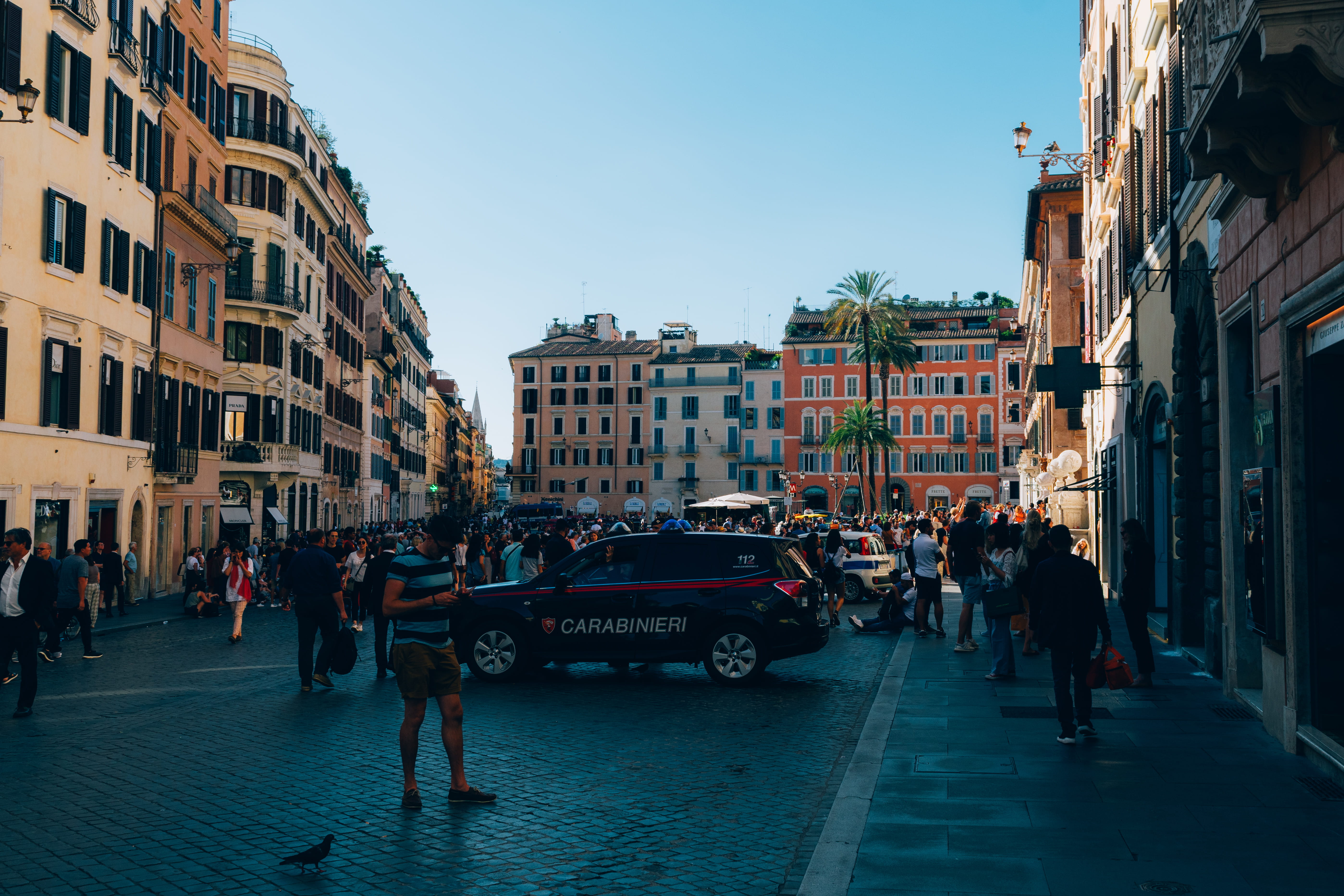tourism, sky, facade, italy, architecture, group of people, travel, women, men, 5K, day, busy, crowded, square, outdoors, europe, street, transportation, HD Wallpaper