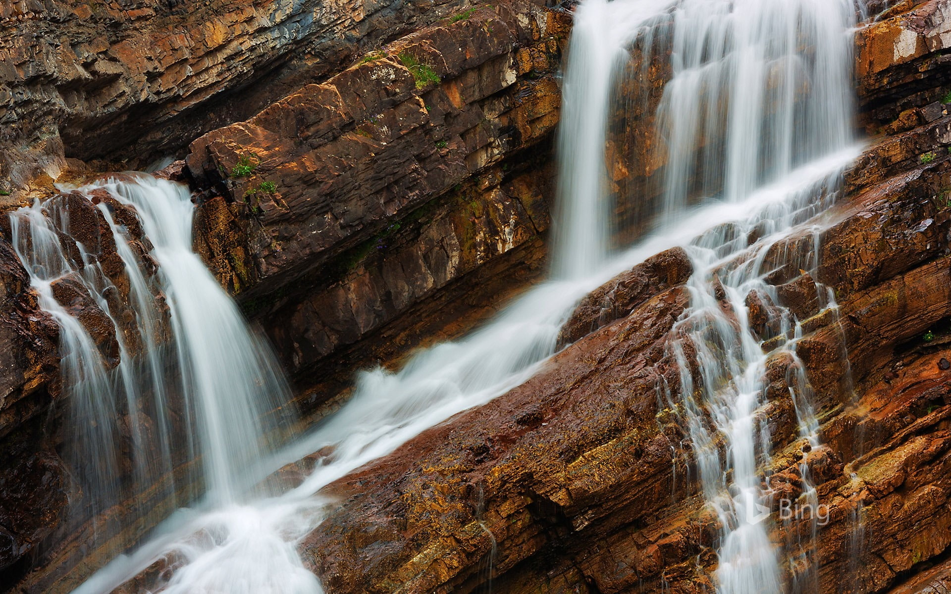 beauty in nature, rainforest, motion, falls, power in nature, flowing water, purity, rock formation, rock, scenics - nature, lakes, nature, long exposure, HD Wallpaper