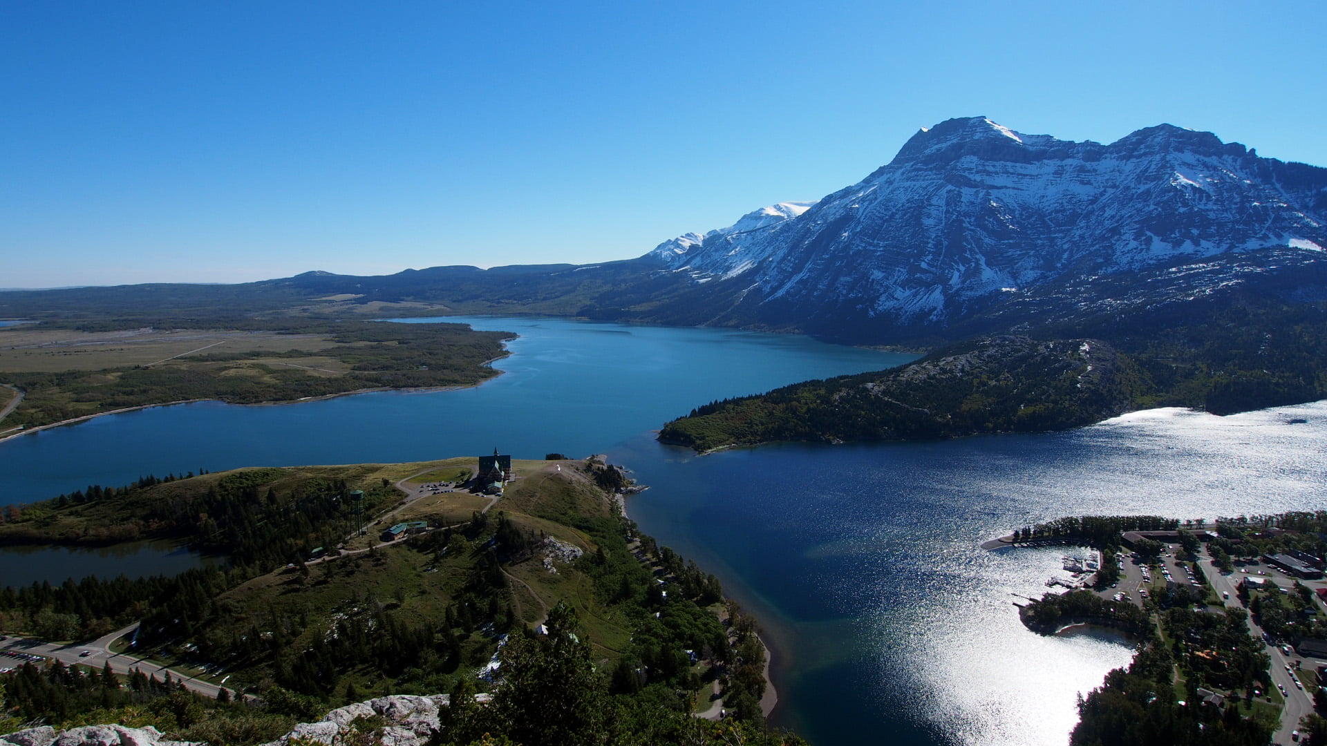 Bears, m5, princes, wales, photography, bear, Aerial Photography, lake, hotel, waterton, olympus, outdoors, aerial, water, canadian rockies, nature, chalet, HD Wallpaper