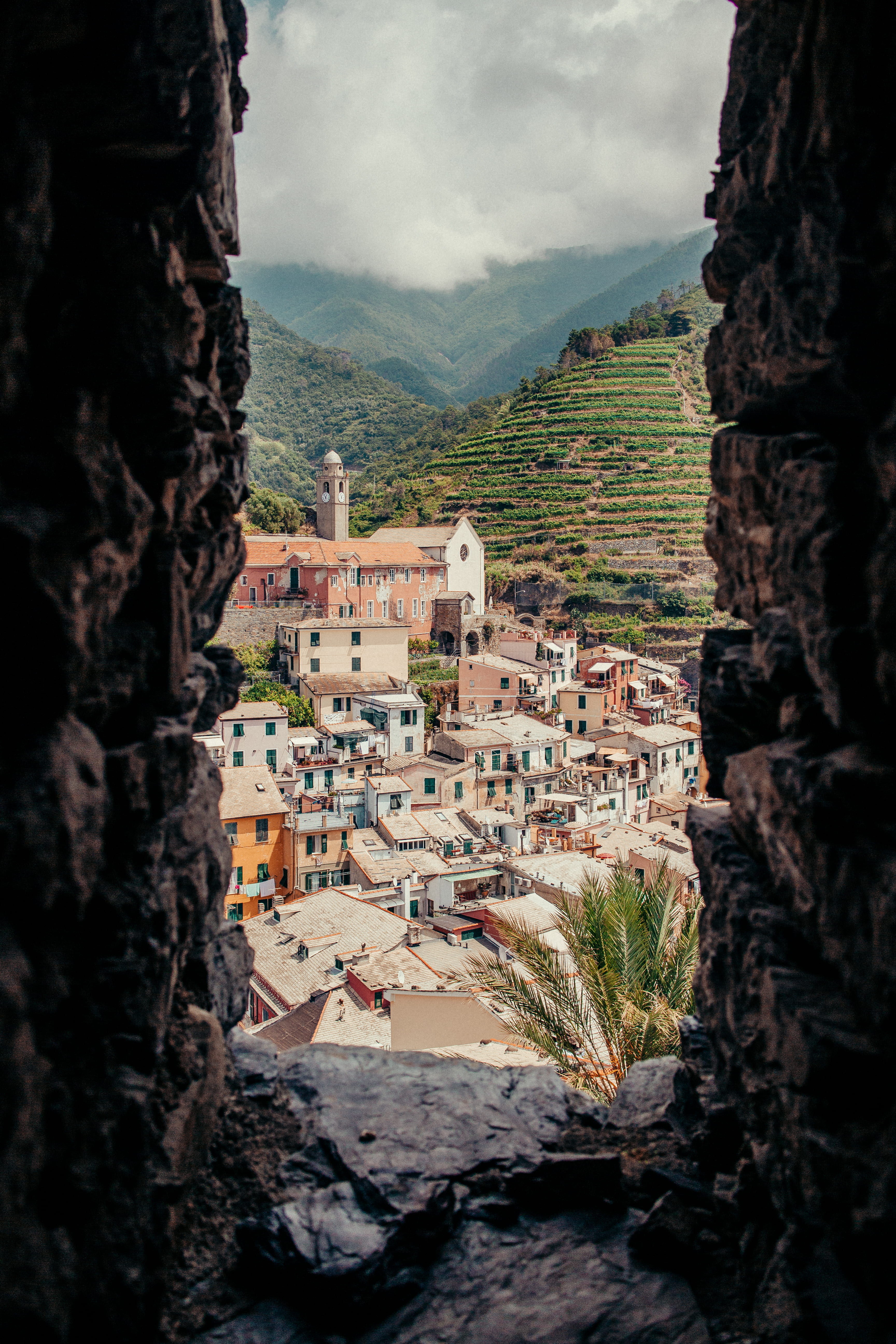ligurium, sky, la spezium, sunset, green, mountain, cinque terre, architecture, buildings, village, palm, townscape, environment, rock, cloud - sky, building exterior, Phone HD Wallpaper