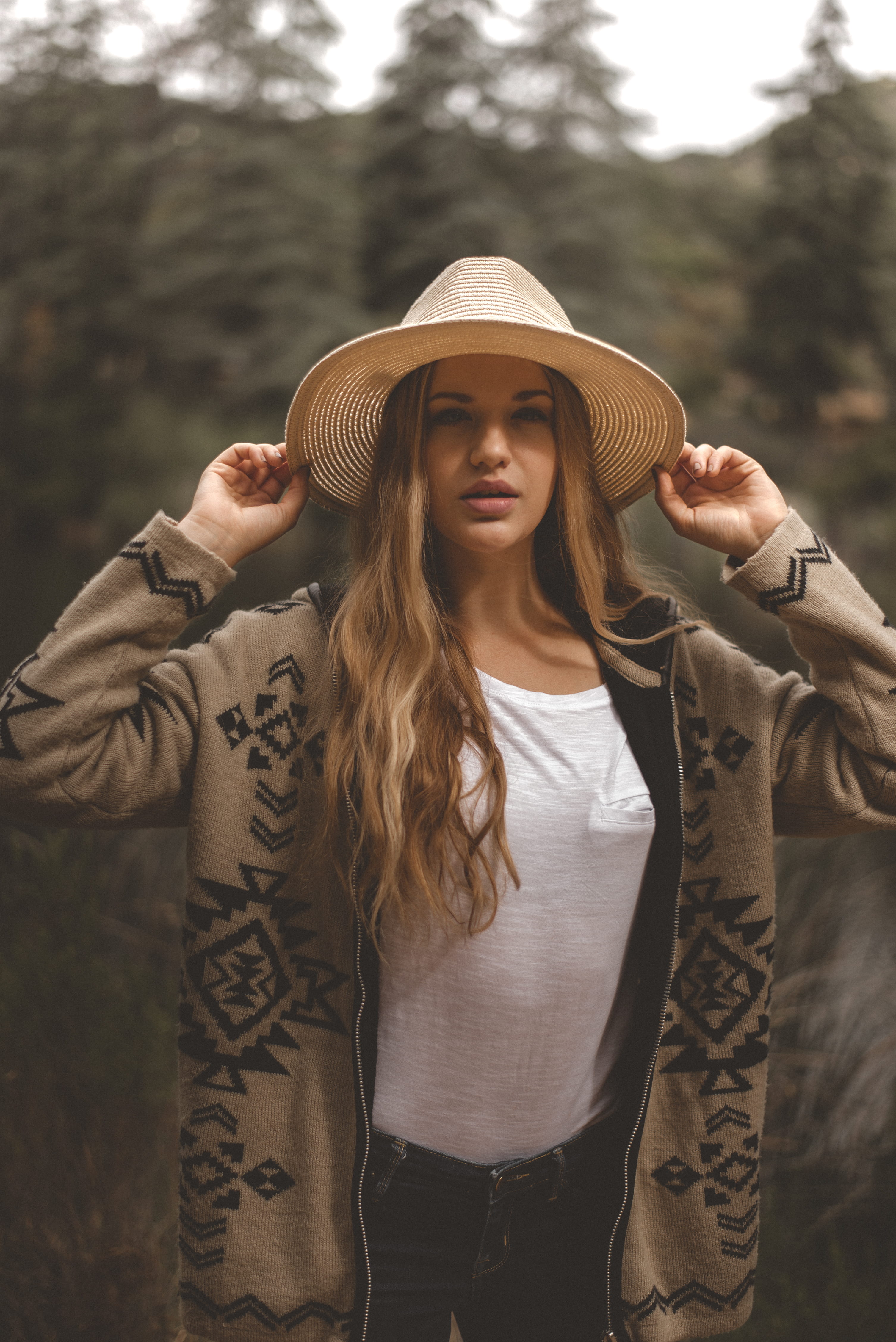 one person, day, cute, long hair, lady, 4K, trees, clothing, outdoors, wear, woods, pose, focus on foreground, standing, casual, waist up, lifestyles, Phone HD Wallpaper