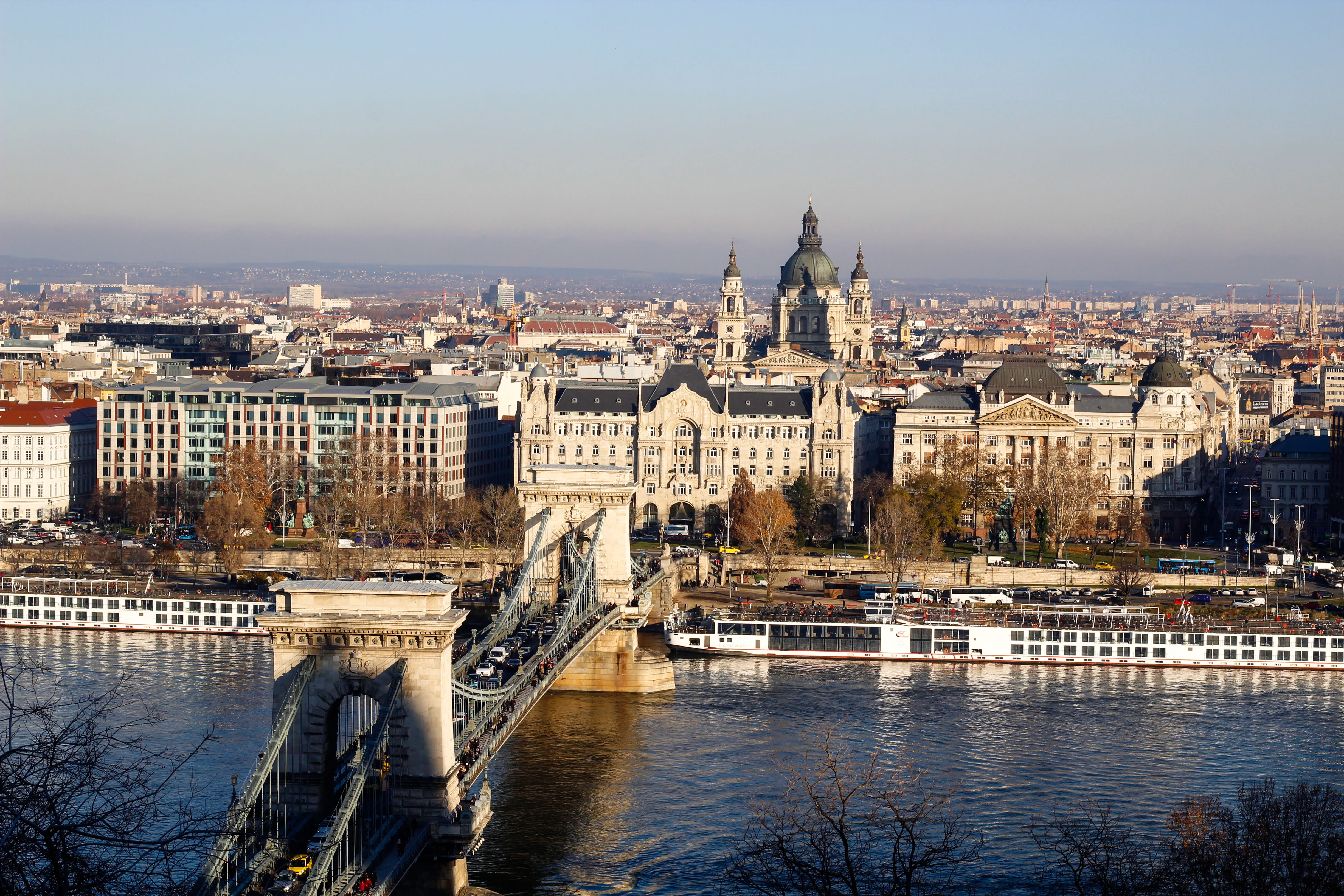 building, chain bridge budapest, buildings, 4K, budapest, bridge, travel destinations, chain bridge, no people, river, travel, nature, built structure, HD Wallpaper
