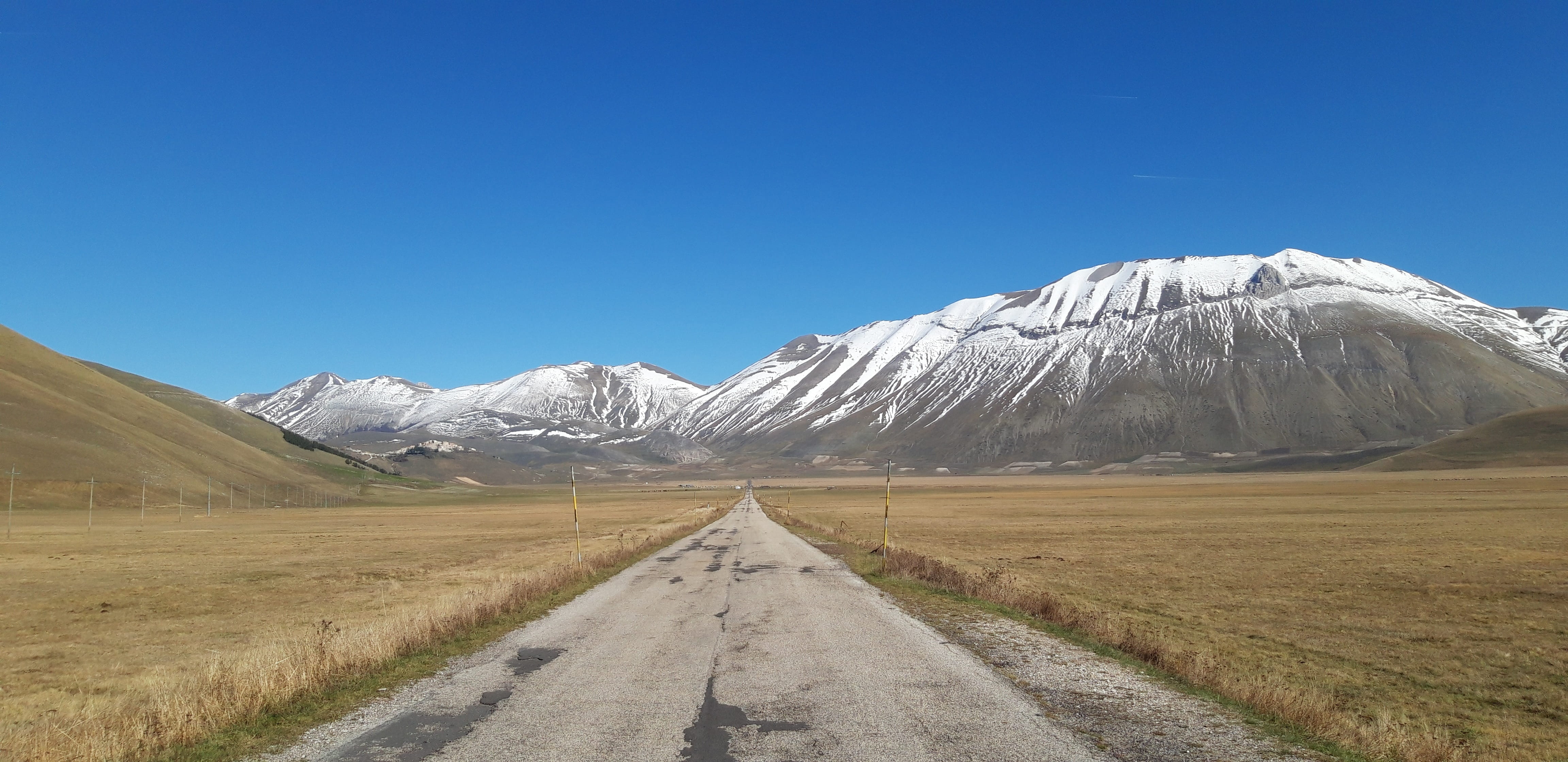 the way forward, upstream, transportation, castelluccio, blue, nature, snow, direction, non-urban scene, valle, landscape, environment, vector, scenics - nature, HD Wallpaper