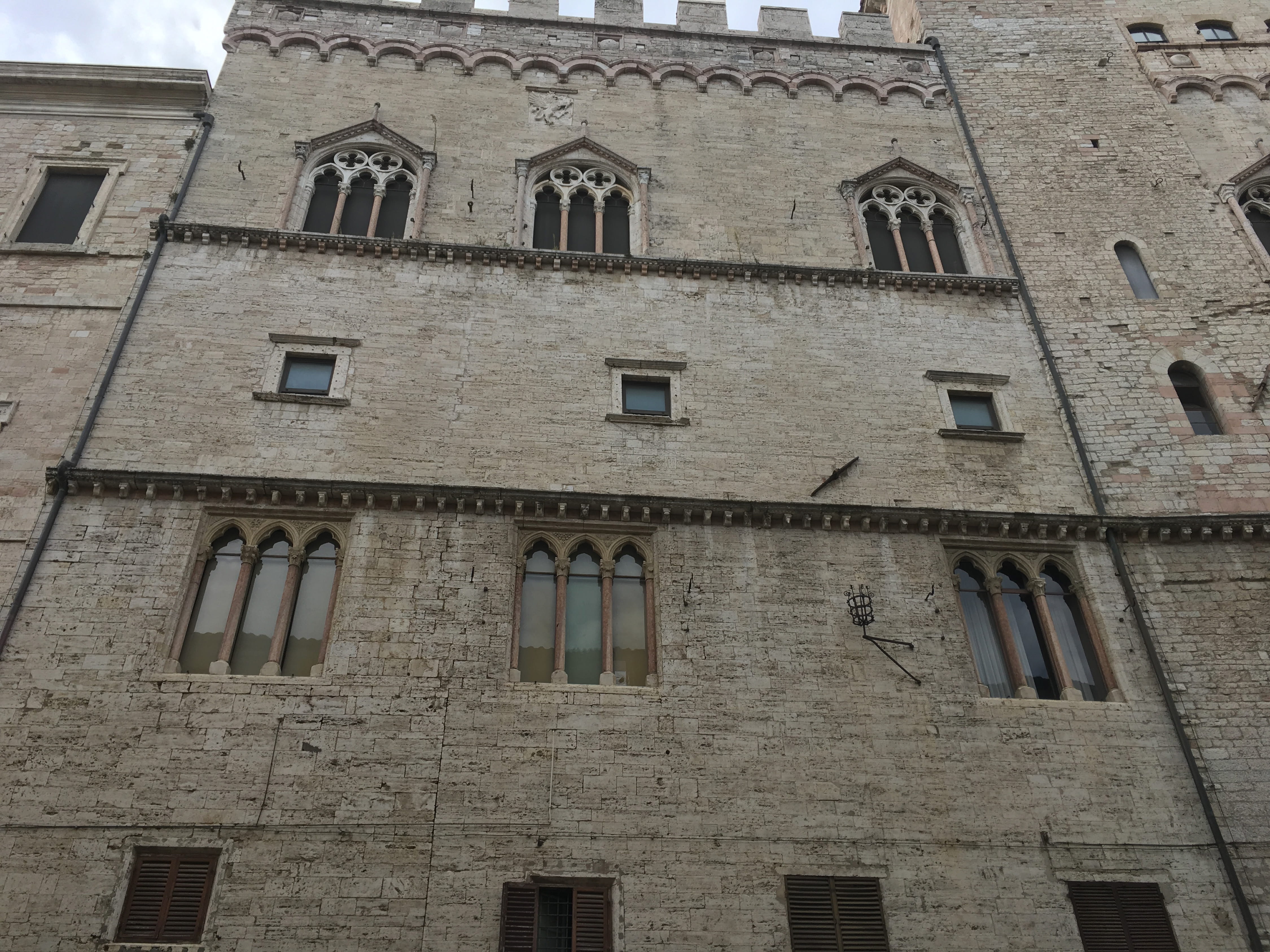 spire, ancient, building, tie bar, old, italy, residential district, palace, steeple, perugia, nature, day, history, city, flag post, architecture, perugia, HD Wallpaper