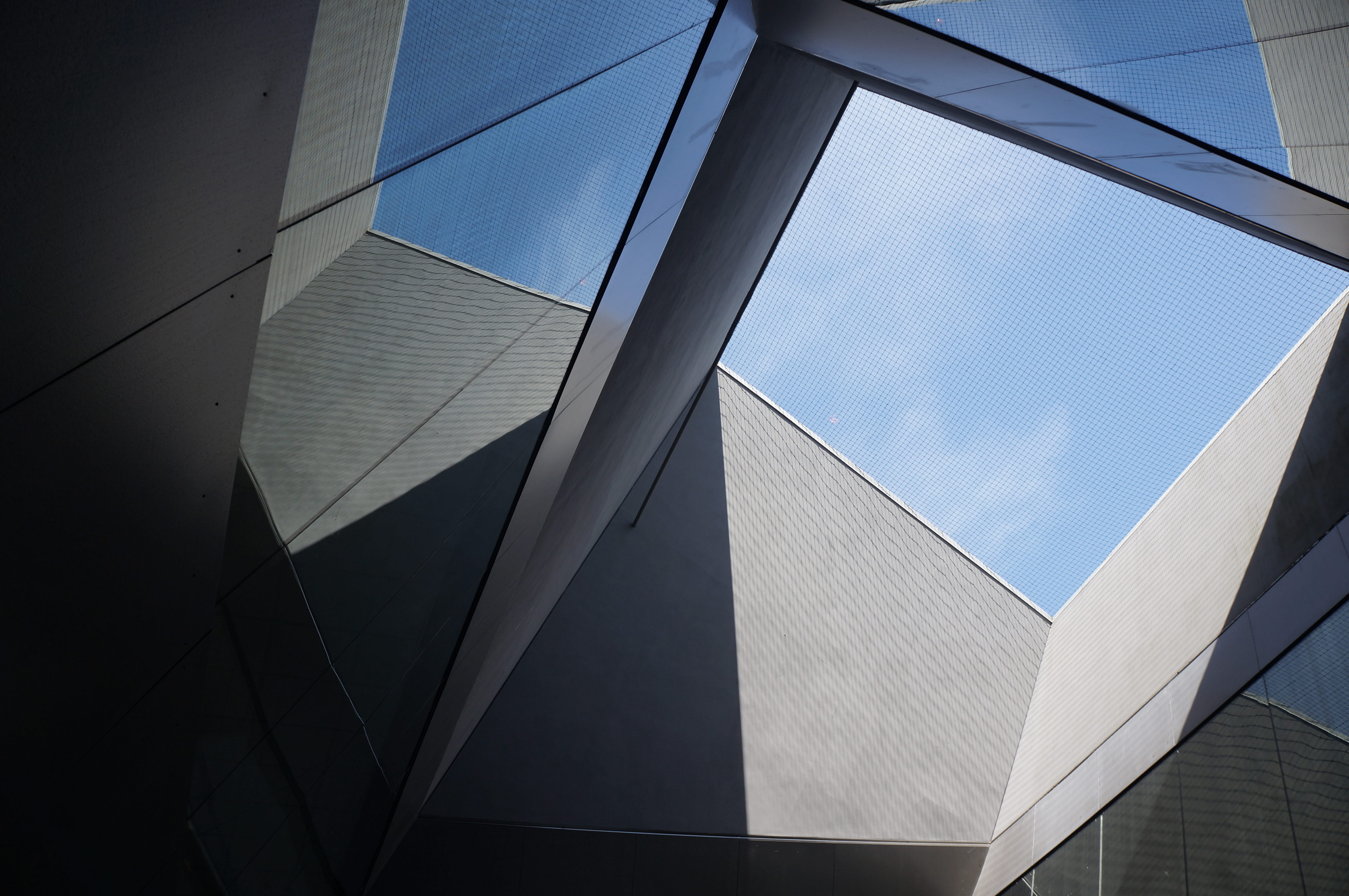 shadows, low angle view, sky, abstract, city, office building exterior, outdoors, day, architecture, pattern, building exterior, office, nature, silver colored, HD Wallpaper