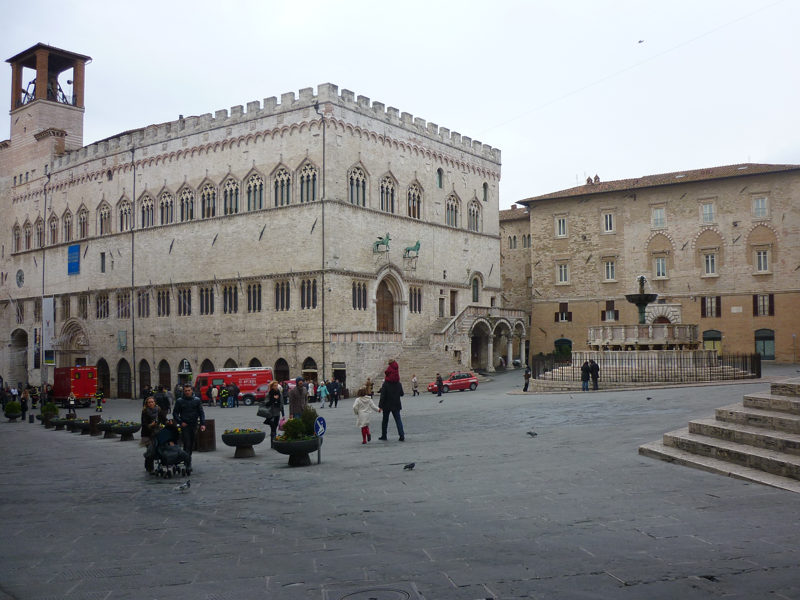 nature, travel, 2K, fountain more, lifestyles, history, group of people, adult, the past, outdoors, people, city, travel destinations, perugia, tourism, HD Wallpaper