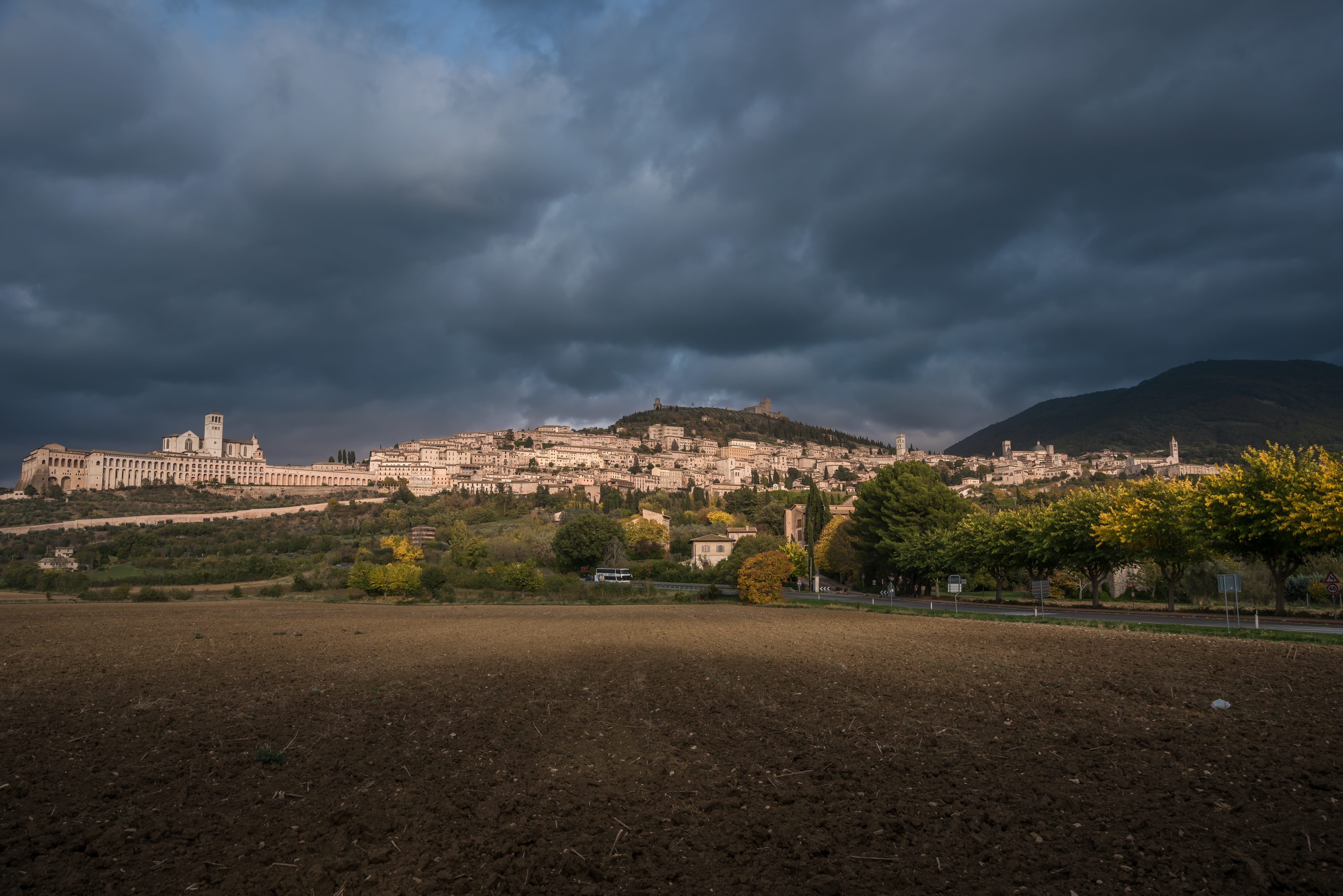 cloud - sky, storm cloud, historically, overcast, building exterior, cityscape, building, castle, environment, no people, land, built structure, travel destinations, HD Wallpaper