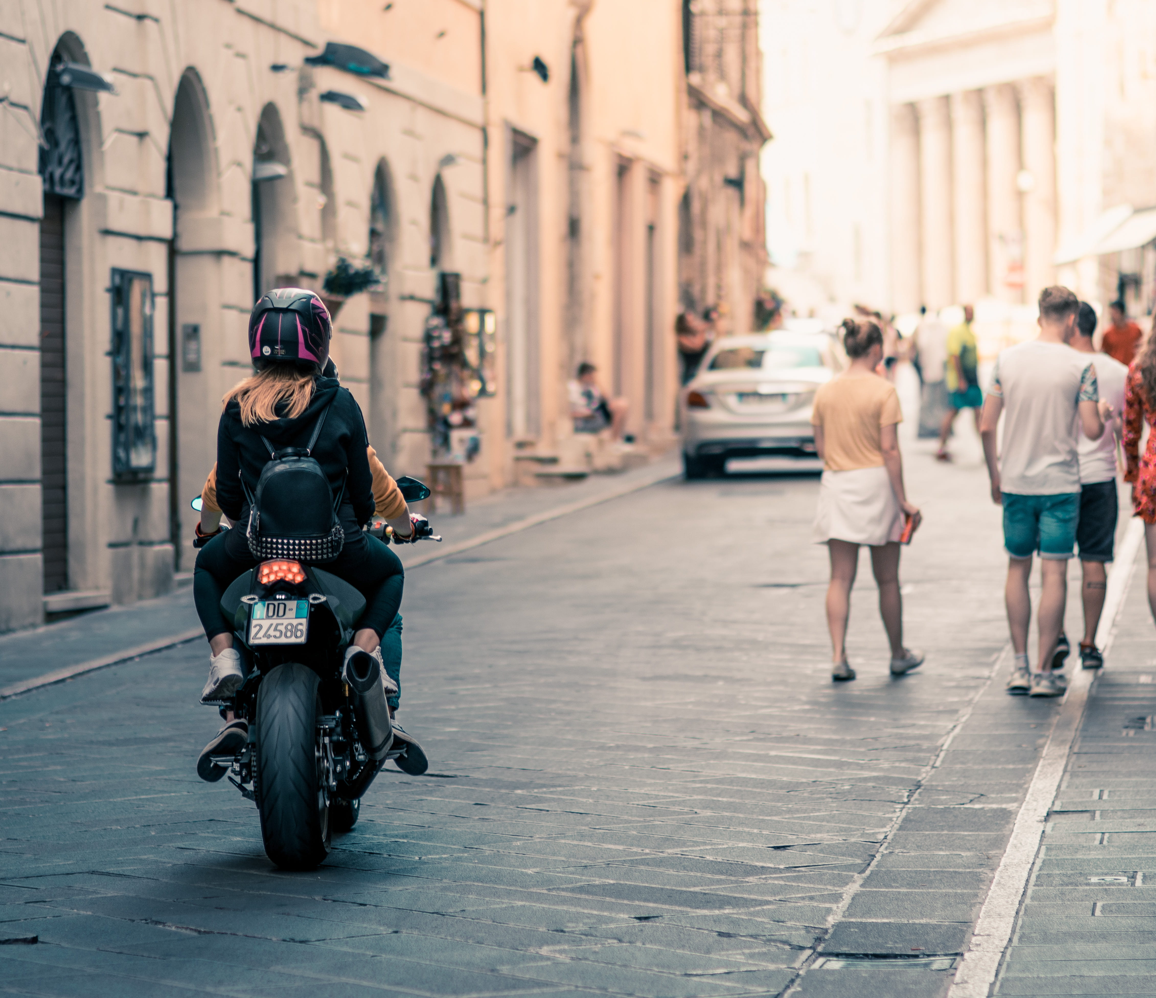 leading, riding, style, person, land vehicle, women, pedestrian, casual clothing, assisi, city, rear view, two, people, focus on foreground, car, urban, HD Wallpaper