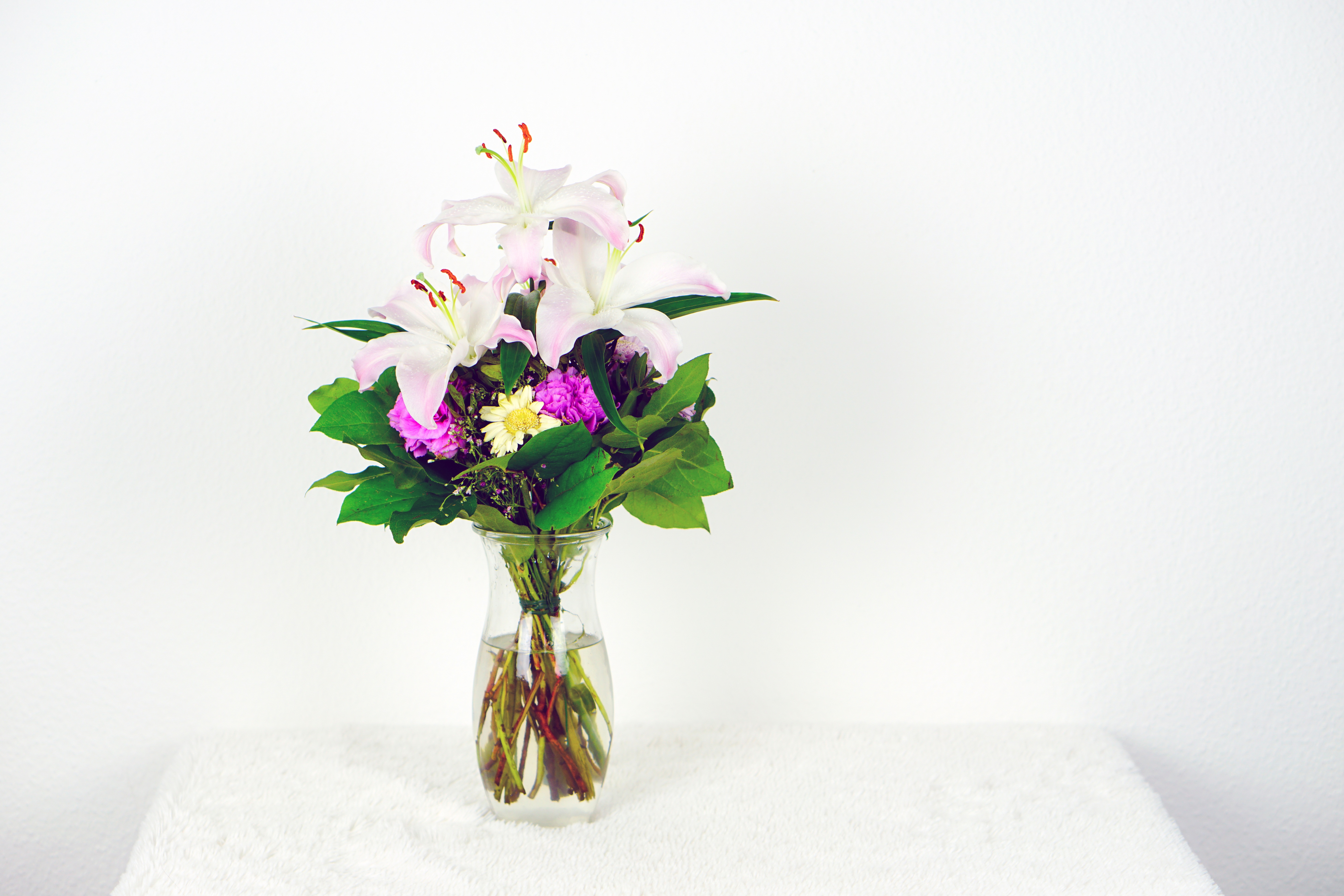 green, strauss, floristry, blossom, bloom, pink color, flower head, love, pink, beauty in nature, beautiful, table, greeting, congratulate, gift, congratulations, HD Wallpaper