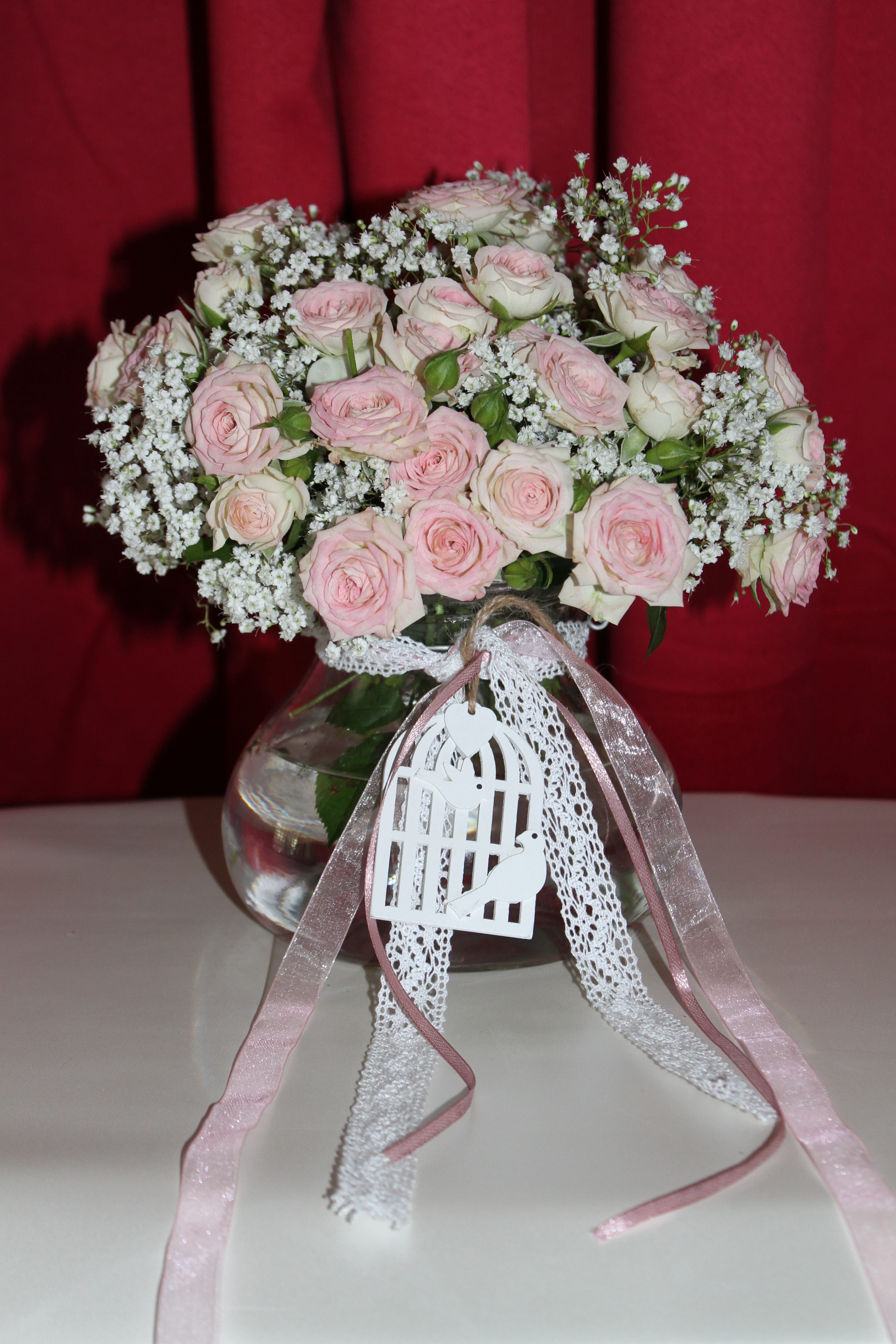 flowering plant, strauss, decorative, nature, flower, event, bouquet, rose, indoors, fragility, wedding ceremony, beauty in nature, 5K, roses, joy, celebration, Phone HD Wallpaper
