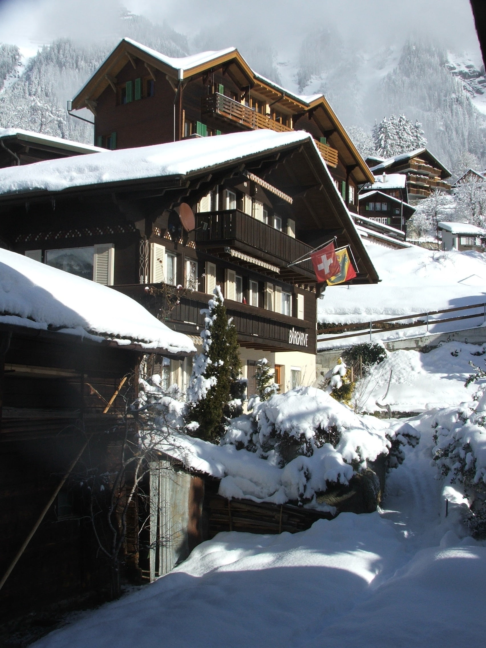 cottage, ski resort, cold temperature, sunlight, 1080P, outdoors, building, residential building, residential district, chalets, day, house, snowdrift, Phone HD Wallpaper