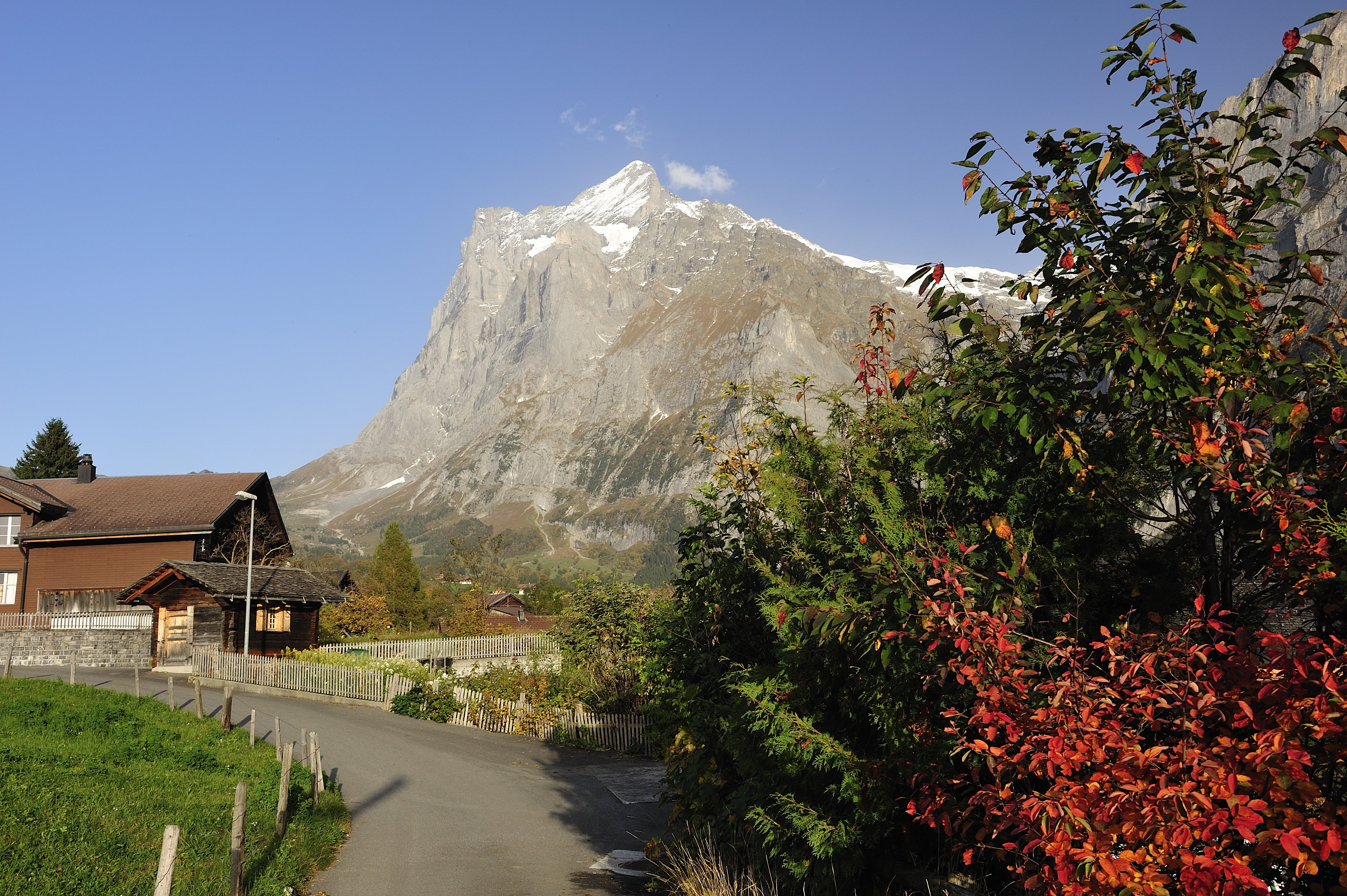 water, autumn, mountain landscape, leaves, autumn mood, beauty in nature, farmhouses, calendar image, nature, switzerland, wooden houses, mountain peak, HD Wallpaper