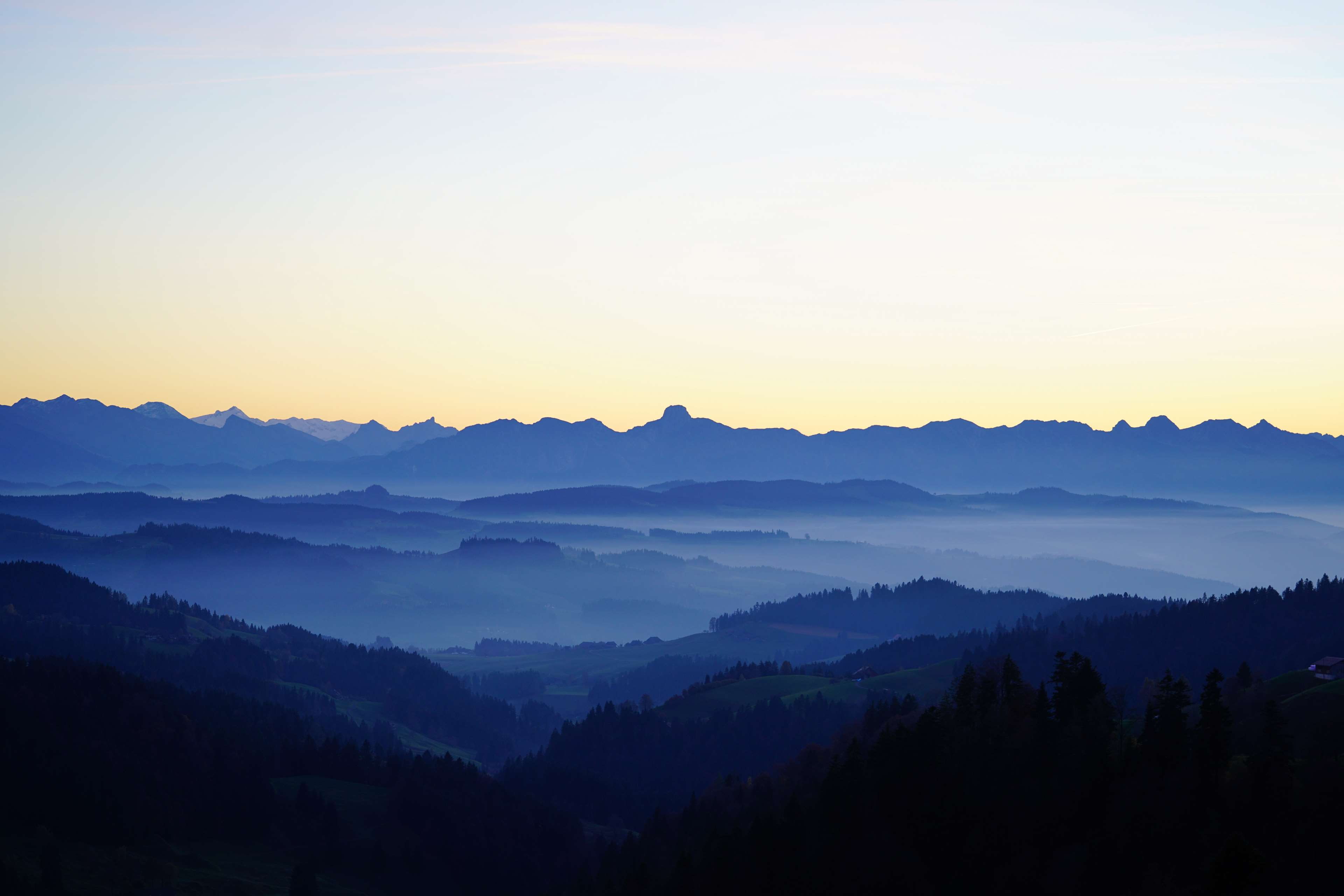 alpine panorama, emmental, laseberg, tranquility, fog, silhouette, nature, alpine, non-urban scene, mountain peak, balmhorn, chrummfadenflue, no people, HD Wallpaper