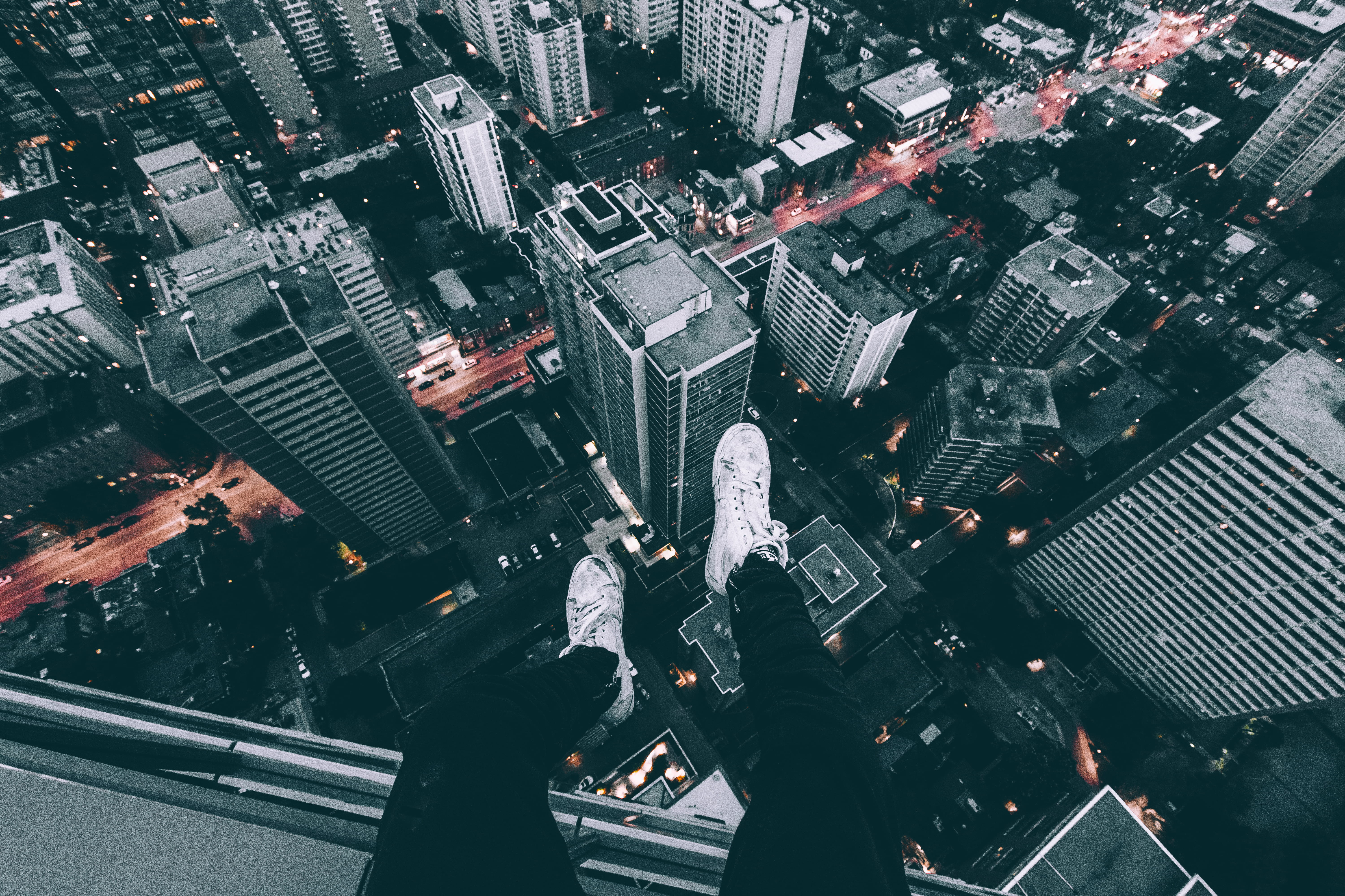 building exterior, lights, view, man, 5K, crowded, shoe, city, crowd, sitting, night, buildings, photography, real people, highrise, urban, cityscape, HD Wallpaper