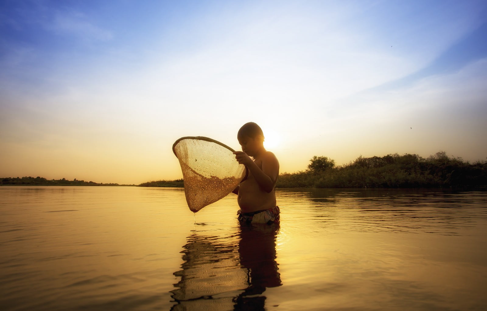 sky, fishing, Thailand, sunset, lake, Asian, waterfront, water, real people, one person, leisure activity, lifestyles, children, 720P, reflection, nature, HD Wallpaper