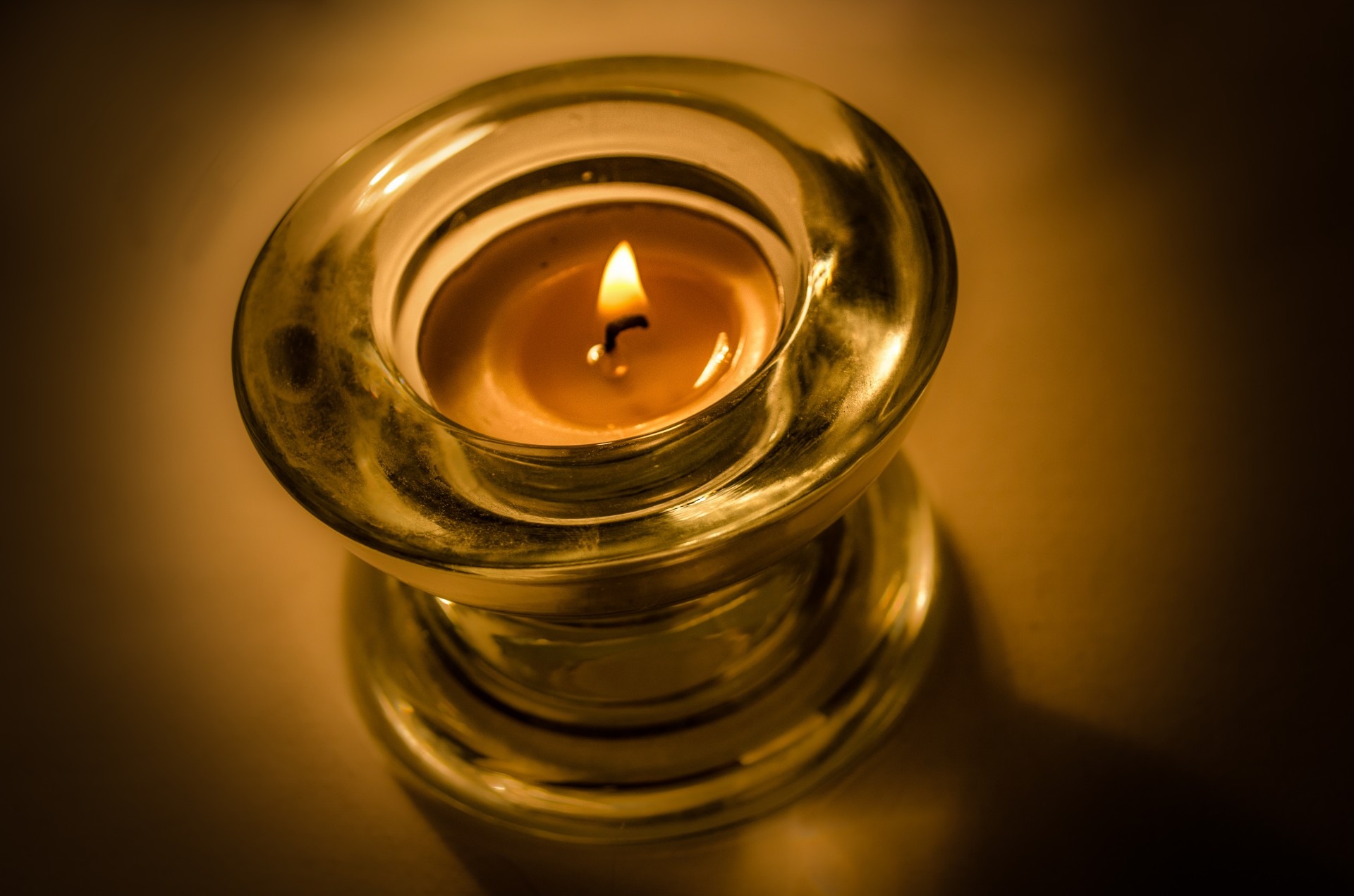 tea light, electric lamp, burn, shine, lit, light - natural phenomenon, energy, fire - natural phenomenon, many, flame, studio shot, reflection, bright, HD Wallpaper