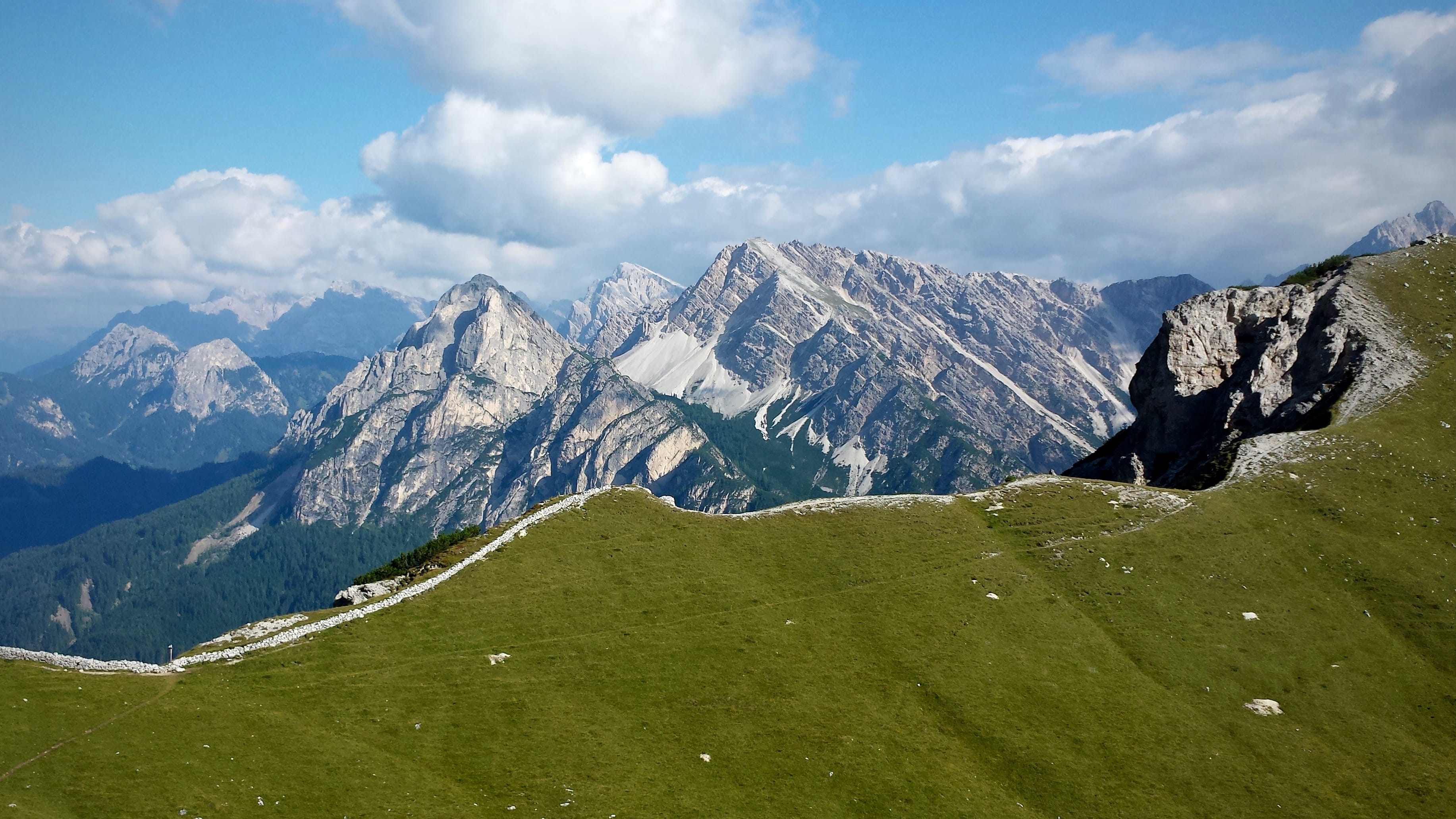 plant, green color, italy, outdoors, sky, land, non-urban scene, environment, day, lago di braies, tranquil scene, 2K, idyllic, cloud - sky, mountain range, HD Wallpaper