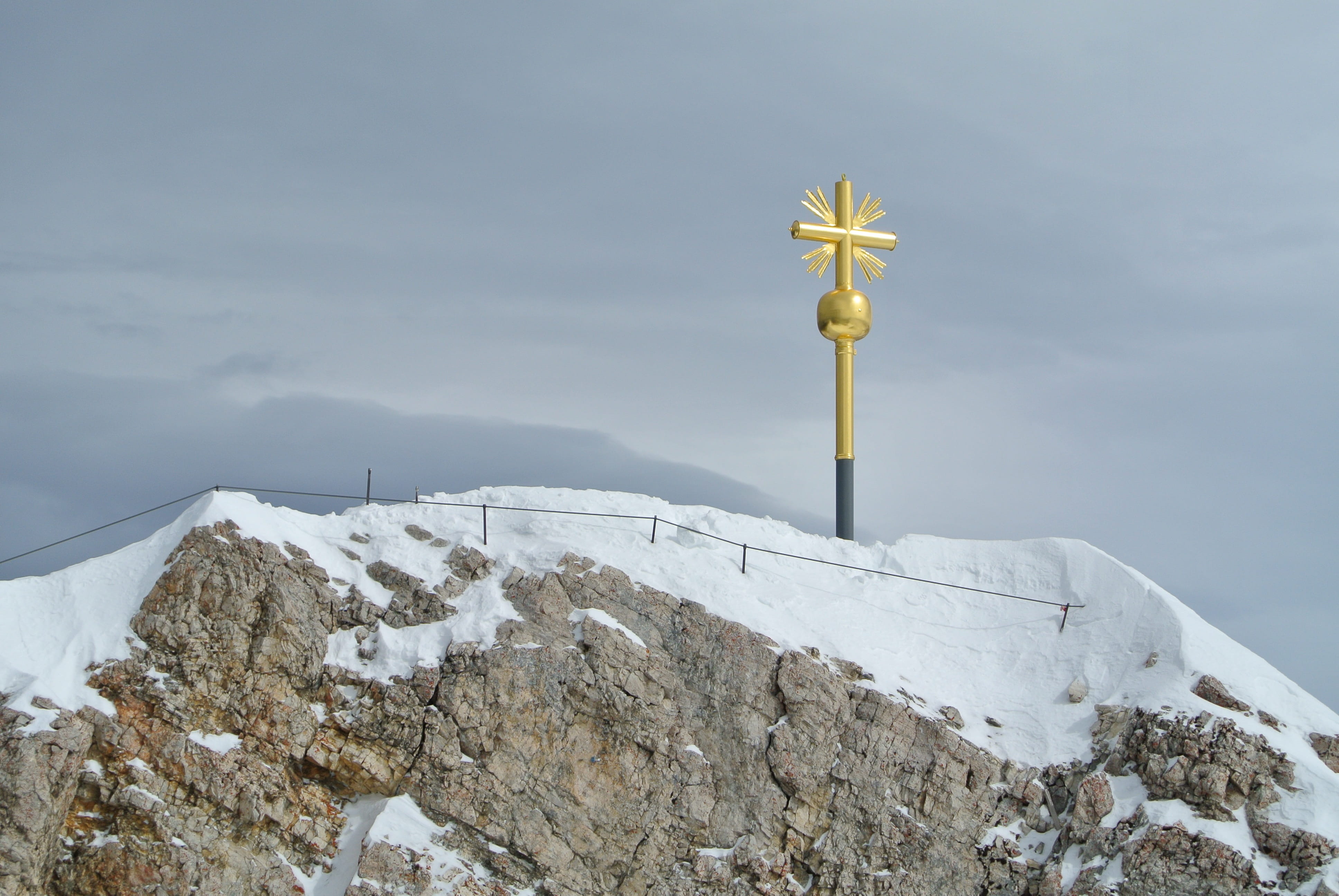 scenics - nature, 4K, religion, snowcapped mountain, beauty in nature, alpine, belief, day, cross, nature, winter, no people, zugspitze, covering, sky, HD Wallpaper