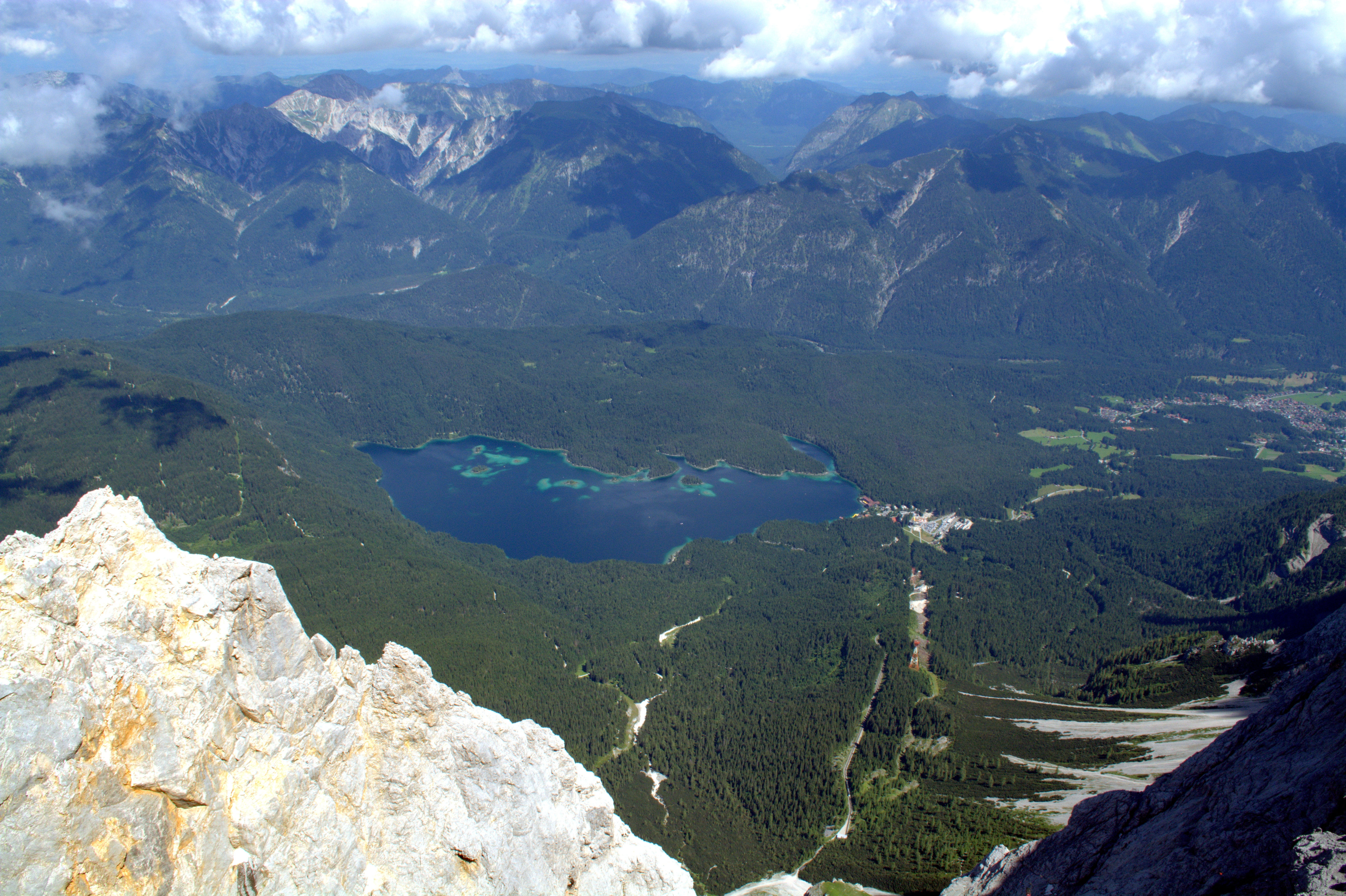 rest, mountain peak, landscape, environment, tranquil scene, outdoors, alpine lake, zugspitze, view, mountains, tranquility, geology, mountain range, frisch, HD Wallpaper