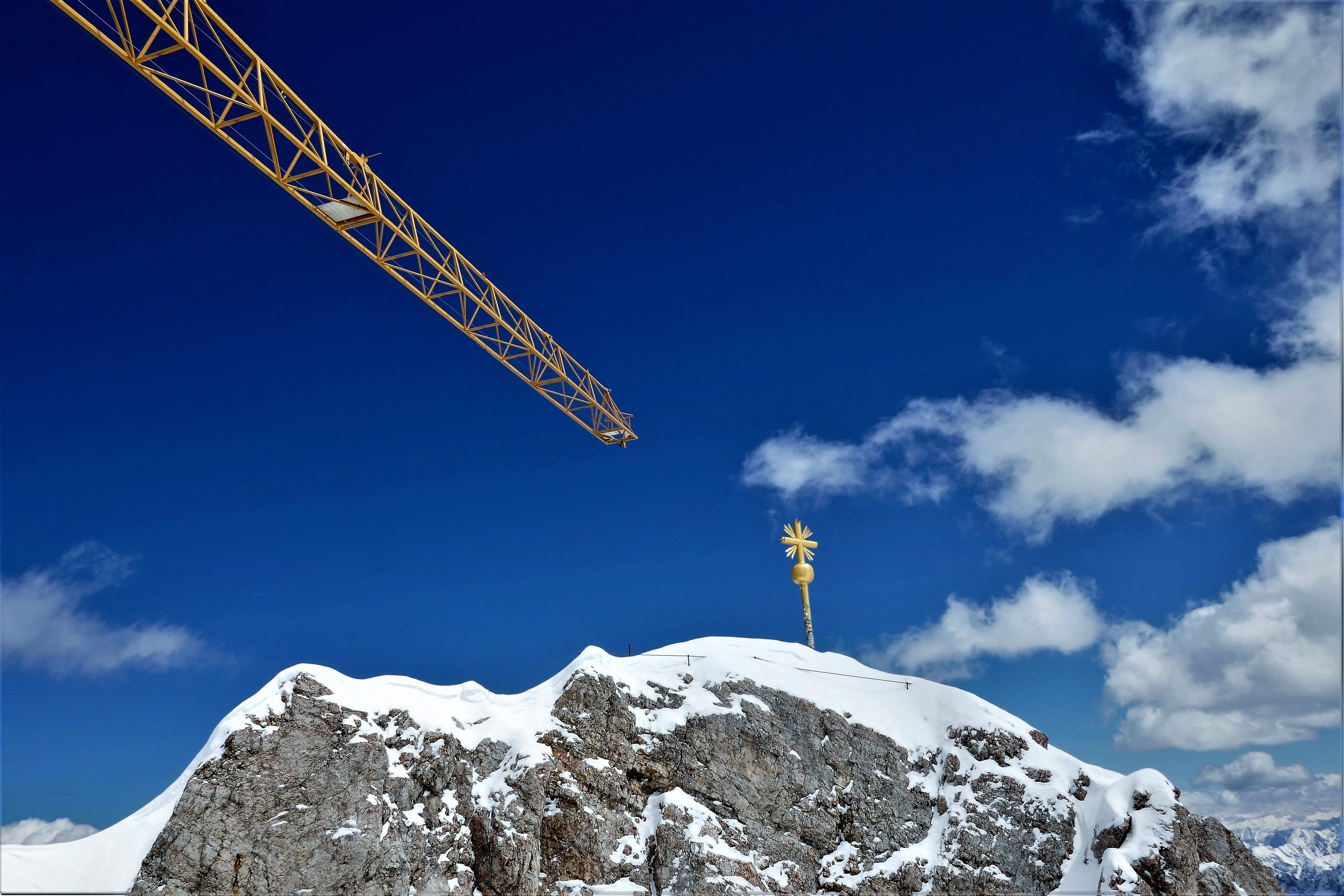 vision, distant view, outdoors, environment, rock, summit cross, view, Crane, winter, mountain range, Boom, outlook, mountain peak, baukran, zugspitze railway, HD Wallpaper