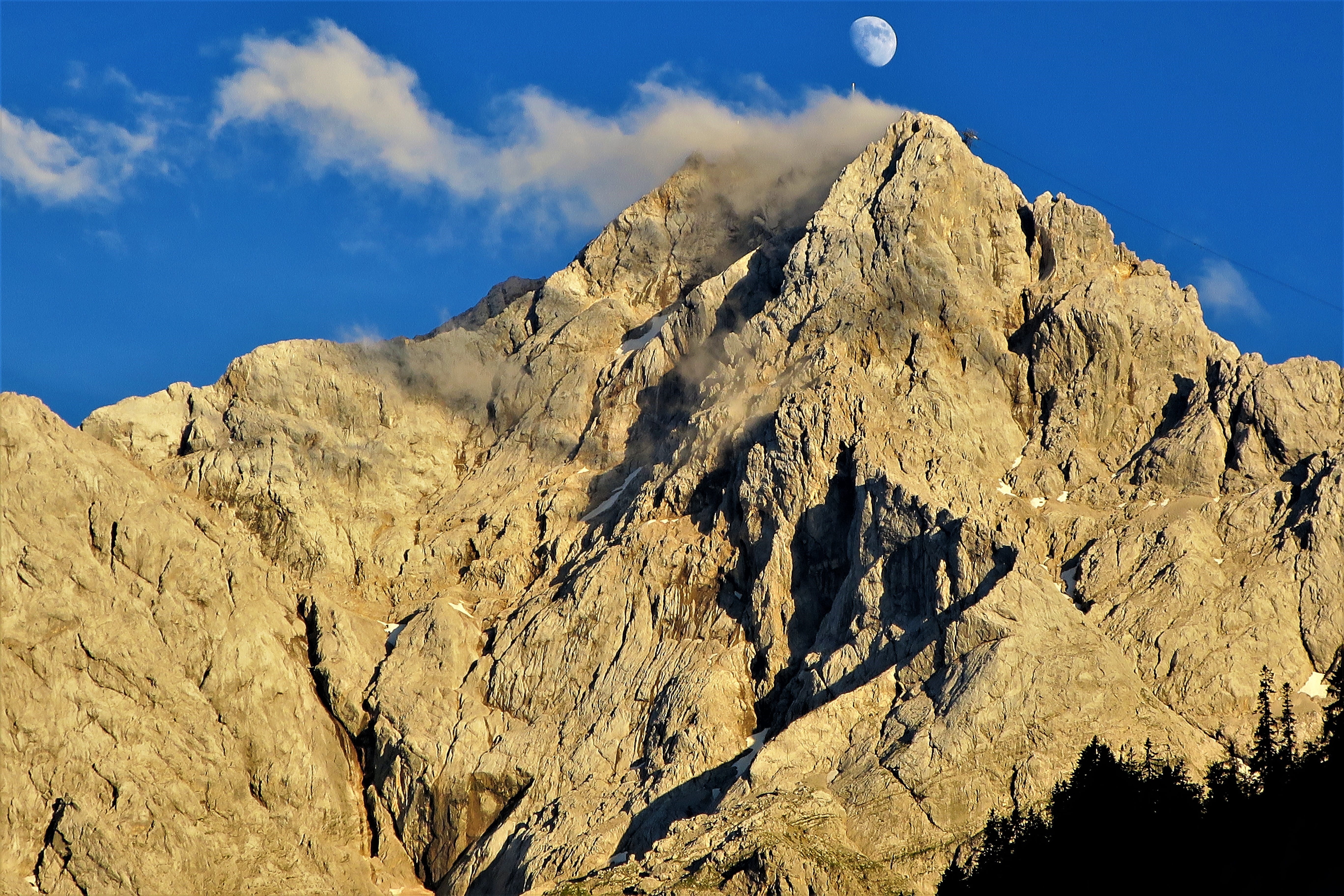 zugspitze massif, sky, scenics - nature, highest mountains, mountain, tranquil scene, rock - object, alpine, environment, non-urban scene, zugspitze, idyllic, HD Wallpaper