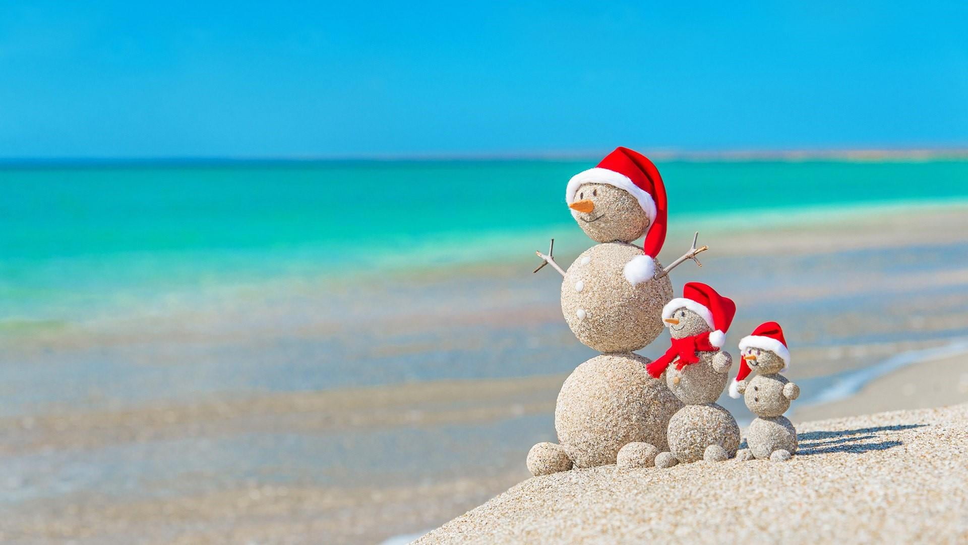 holiday, santa claus, summer, horizon, representation, sunlight, vacation, sea, seashore, sky, ocean, sand, water, shore, nature, horizon over water, christmas eve, HD Wallpaper
