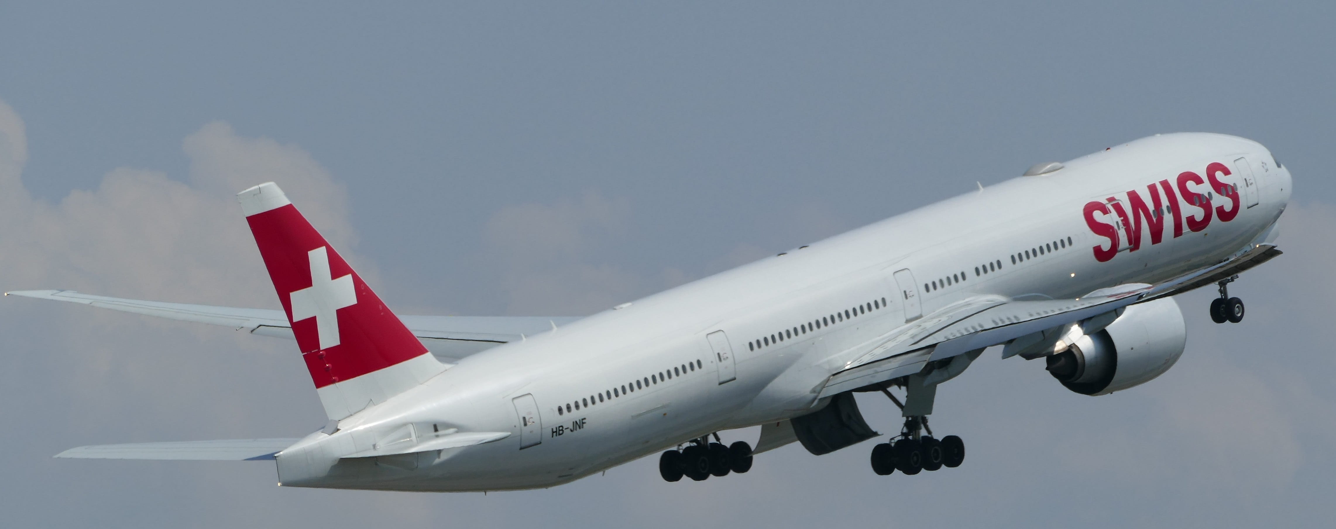 wheels, zurich, balls, 4K, side view, plane, military, transportation, leaving, airshow, on the move, single object, cockpit, boeing 777, aerospace industry, HD Wallpaper