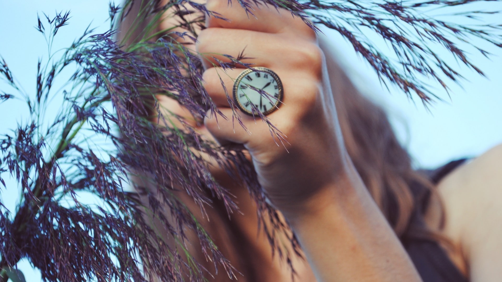 clocks, rings, women, 1080P, reeds, hands, HD Wallpaper