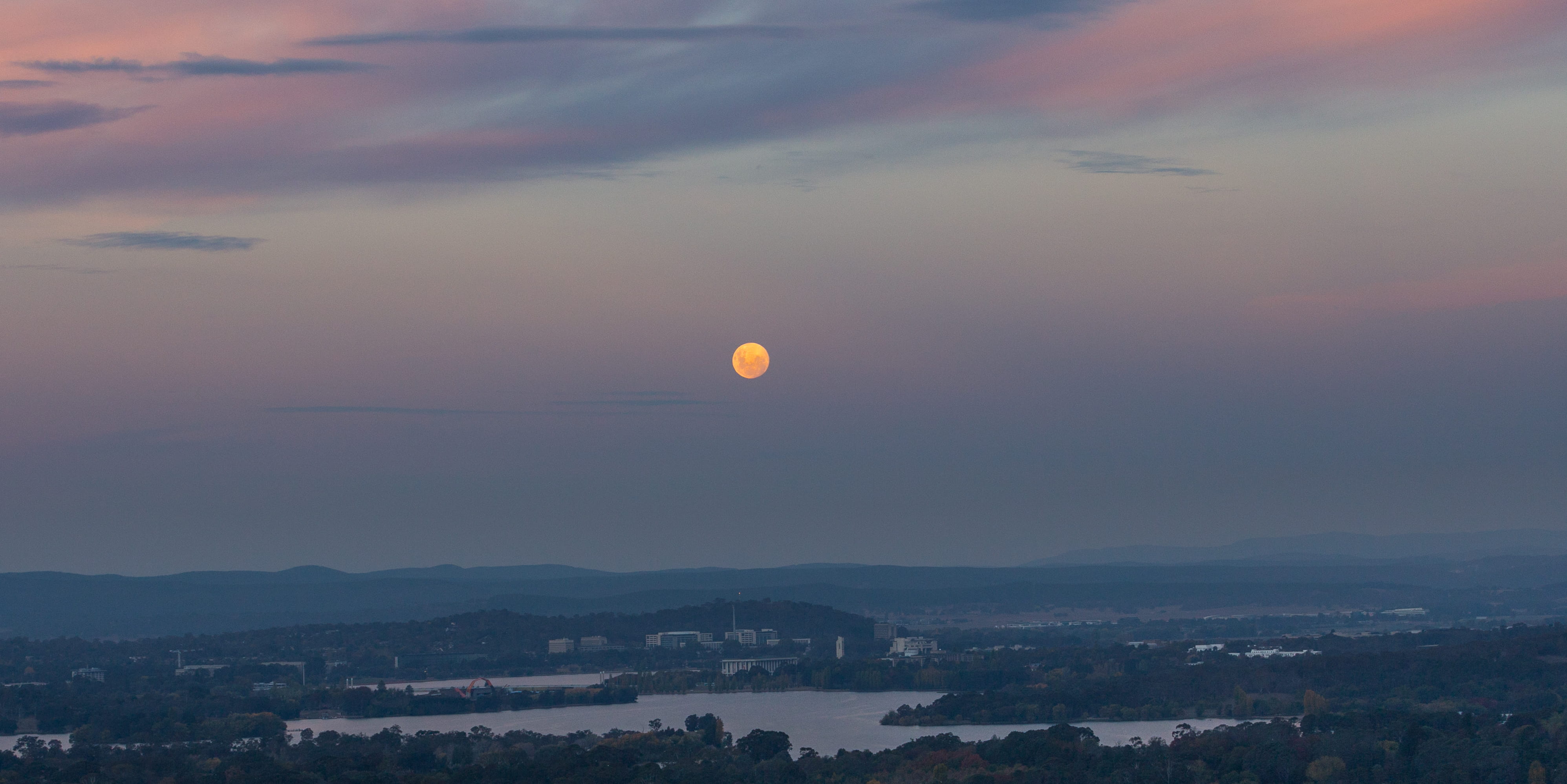 cityscape, nature, moon, building exterior, lake burley griffin, dusk, outdoors, hot air balloon, moonrise, city, beauty in nature, cloud - sky, tranquility, HD Wallpaper