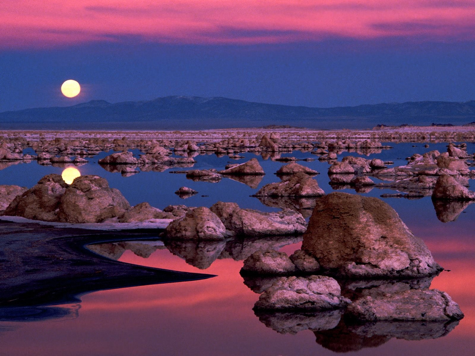 reflections, mono, 720P, california, lake, moonrise, lakes, rocks, HD Wallpaper