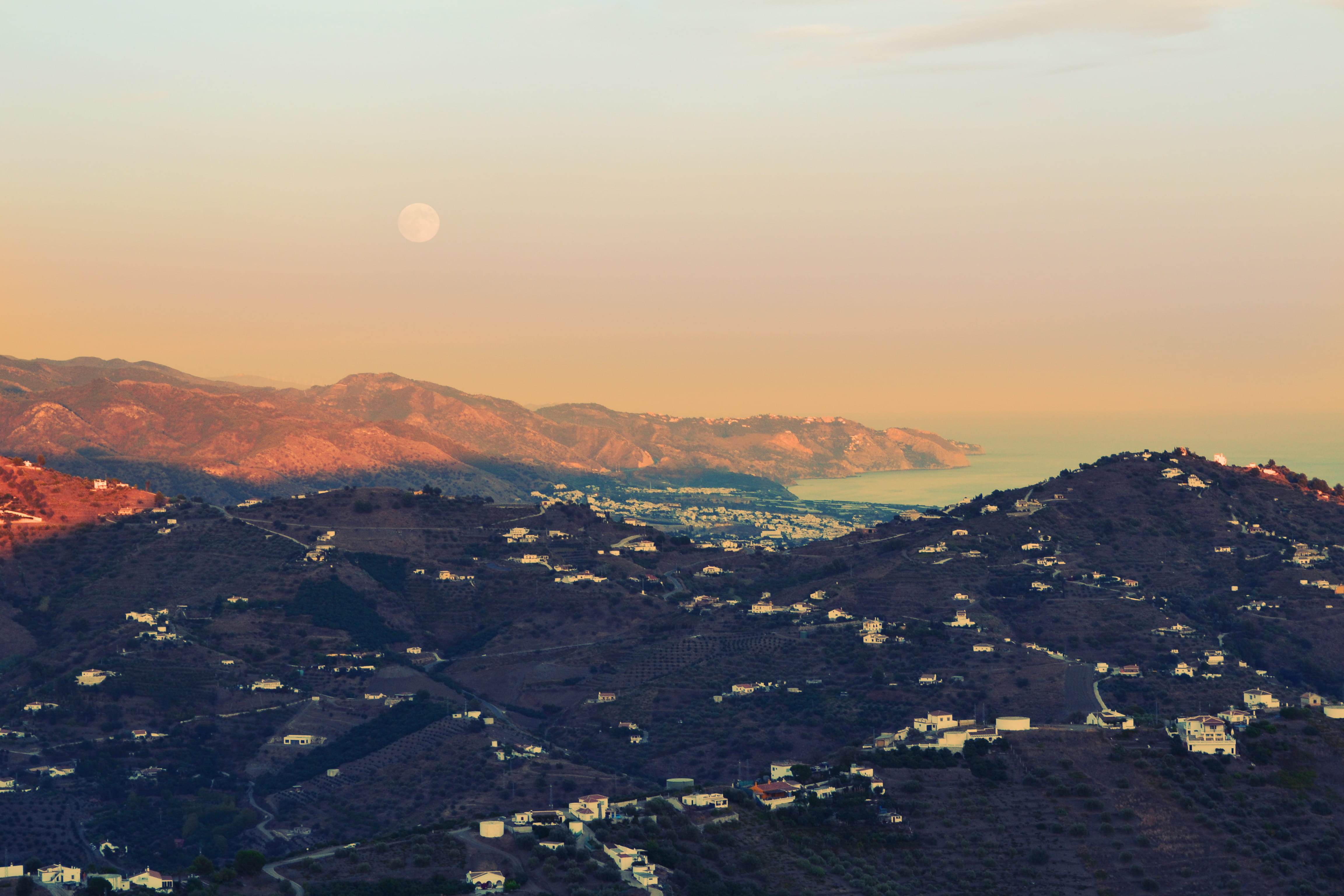 hill, mountain peak, 4K, idyllic, dusk, mountain, shot, environment, dawn, landscape, tranquility, mountains, spain, nature, morning, ocean, scenics - nature, HD Wallpaper