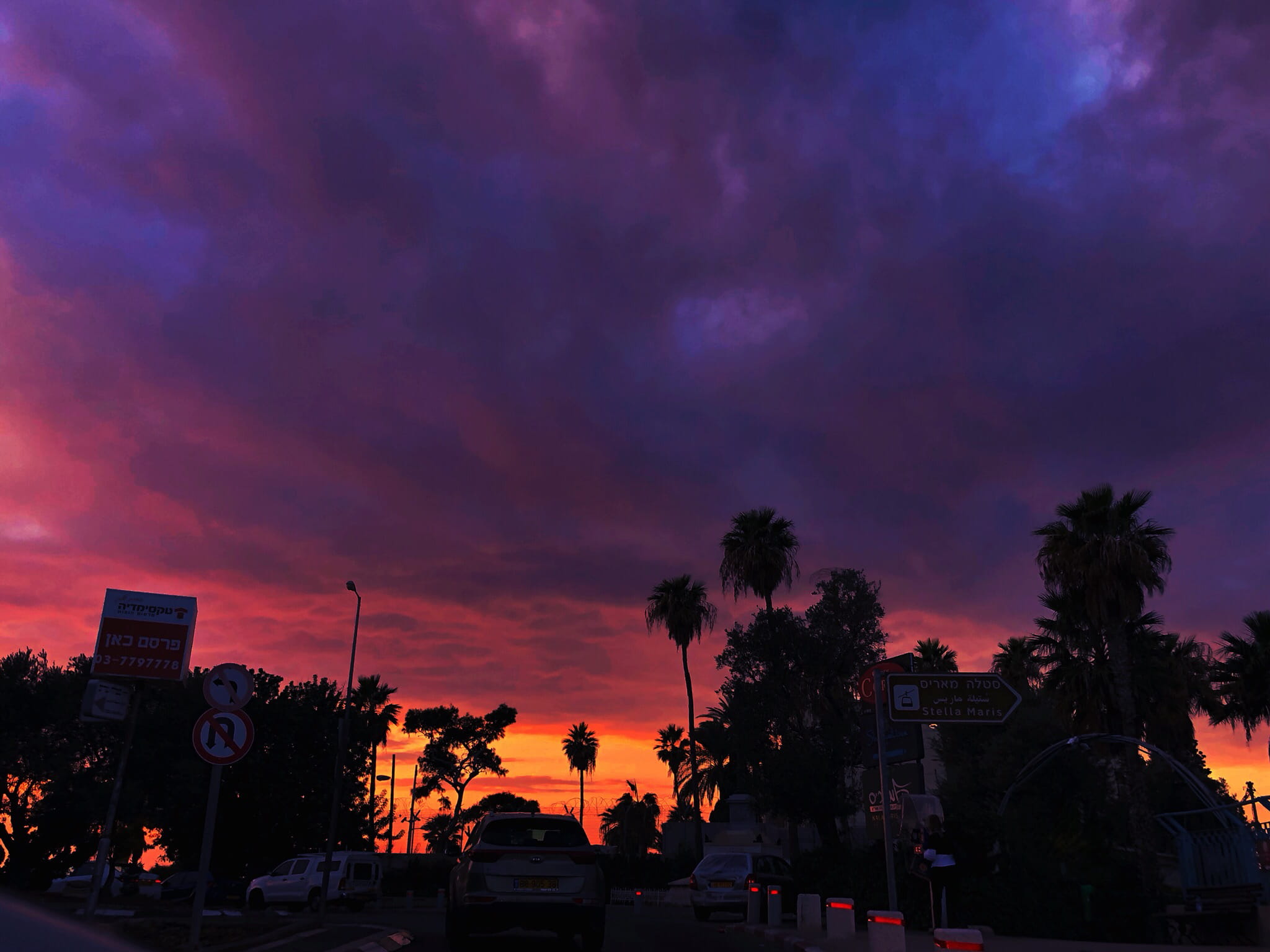 haifa, mode of transportation, transportation, dusk, autumn, city, israel, street light, shot on iphone, purple, building exterior, cloudy, fall, architecture, HD Wallpaper