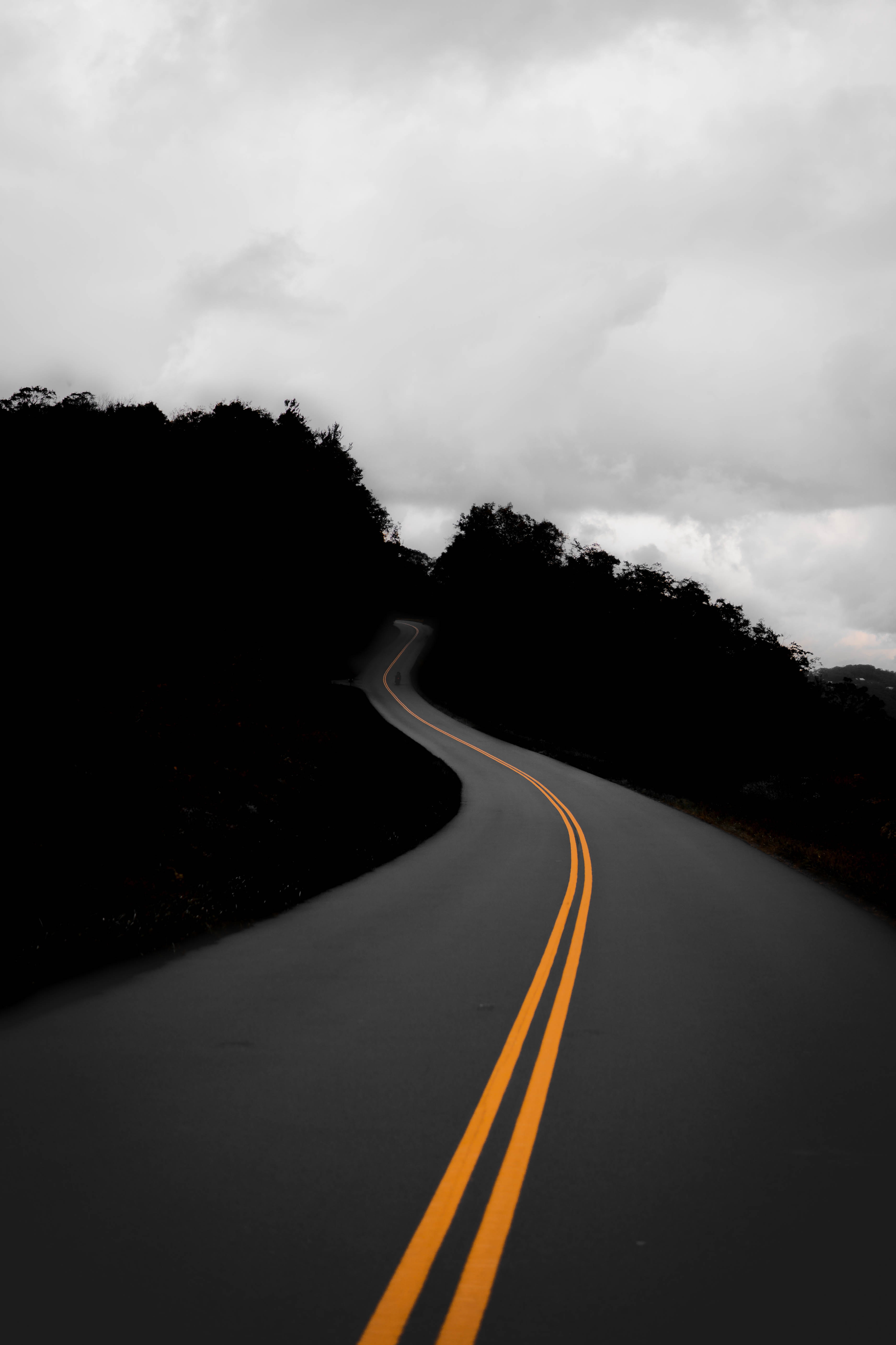 cloud - Sky, scenics, mountain, street, no People, road, line, black And White, road curve, asphalt, outdoors, creative, dividing Line, constrast, concrete, Phone HD Wallpaper