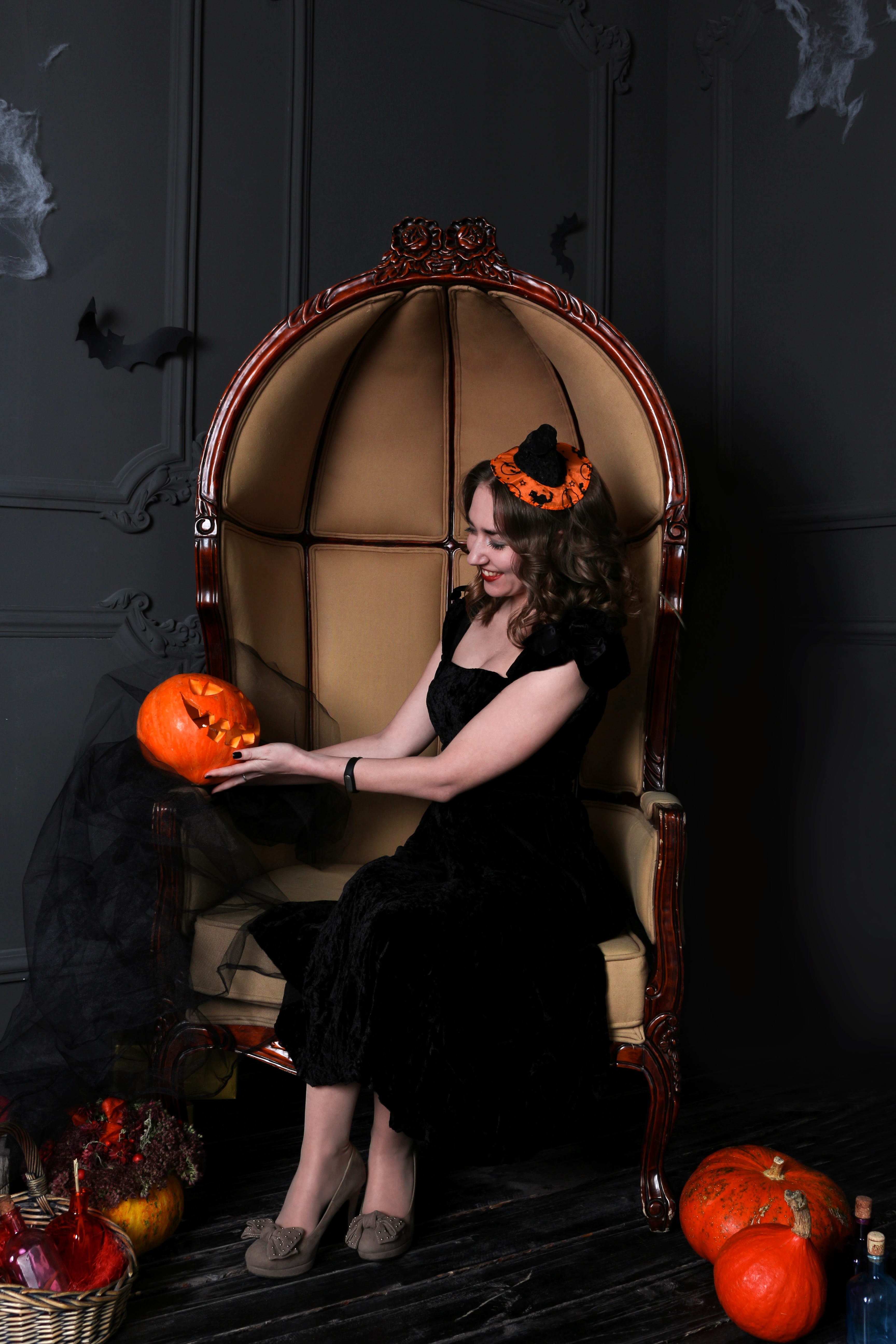 young women, beautiful, eerie, adult, real people, 5K, sitting, woman, full length, dress, pumpkins, costume, young adult, orange color, red, standing, Phone HD Wallpaper