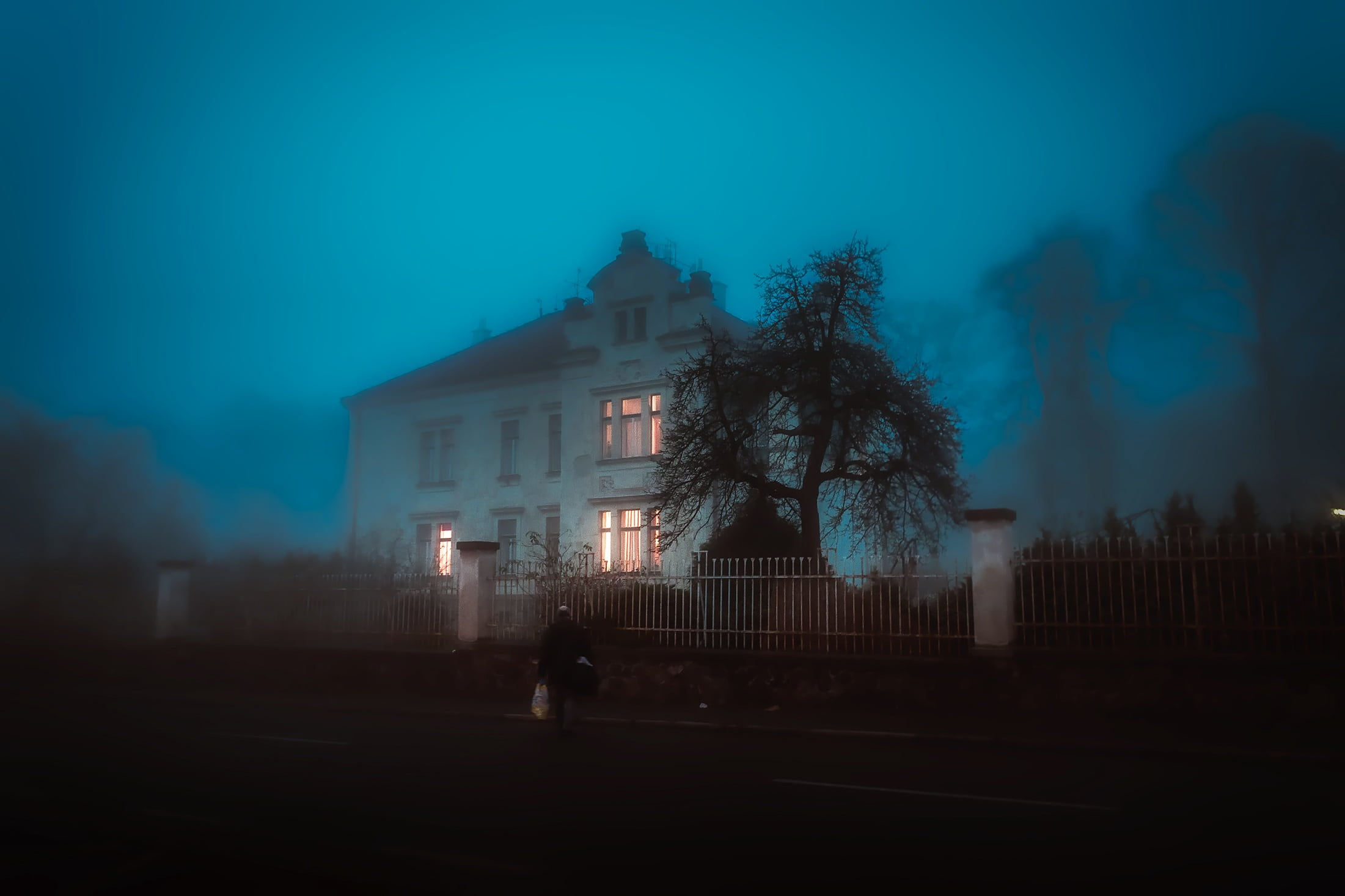 building exterior, fog, cloud - sky, architecture, dusk, covered, residential district, building, fo, lights, outdoors, evening, home, spooky, glow, silhouettes, HD Wallpaper