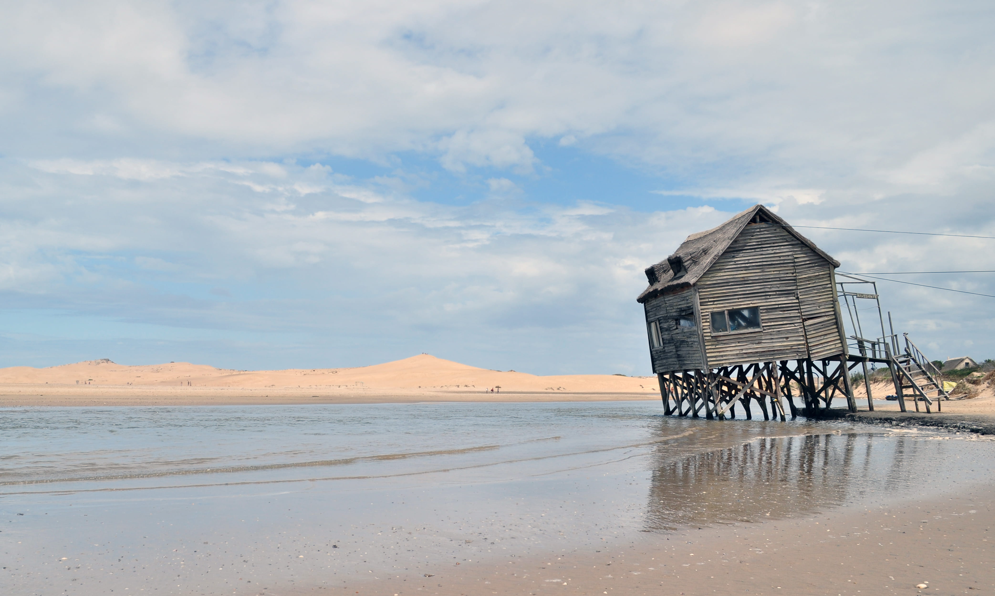 built structure, scenics - nature, sea, rocha, 4K, architecture, no people, wood, uruguay, tranquility, hut, beach, building, nature, outdoors, water, HD Wallpaper