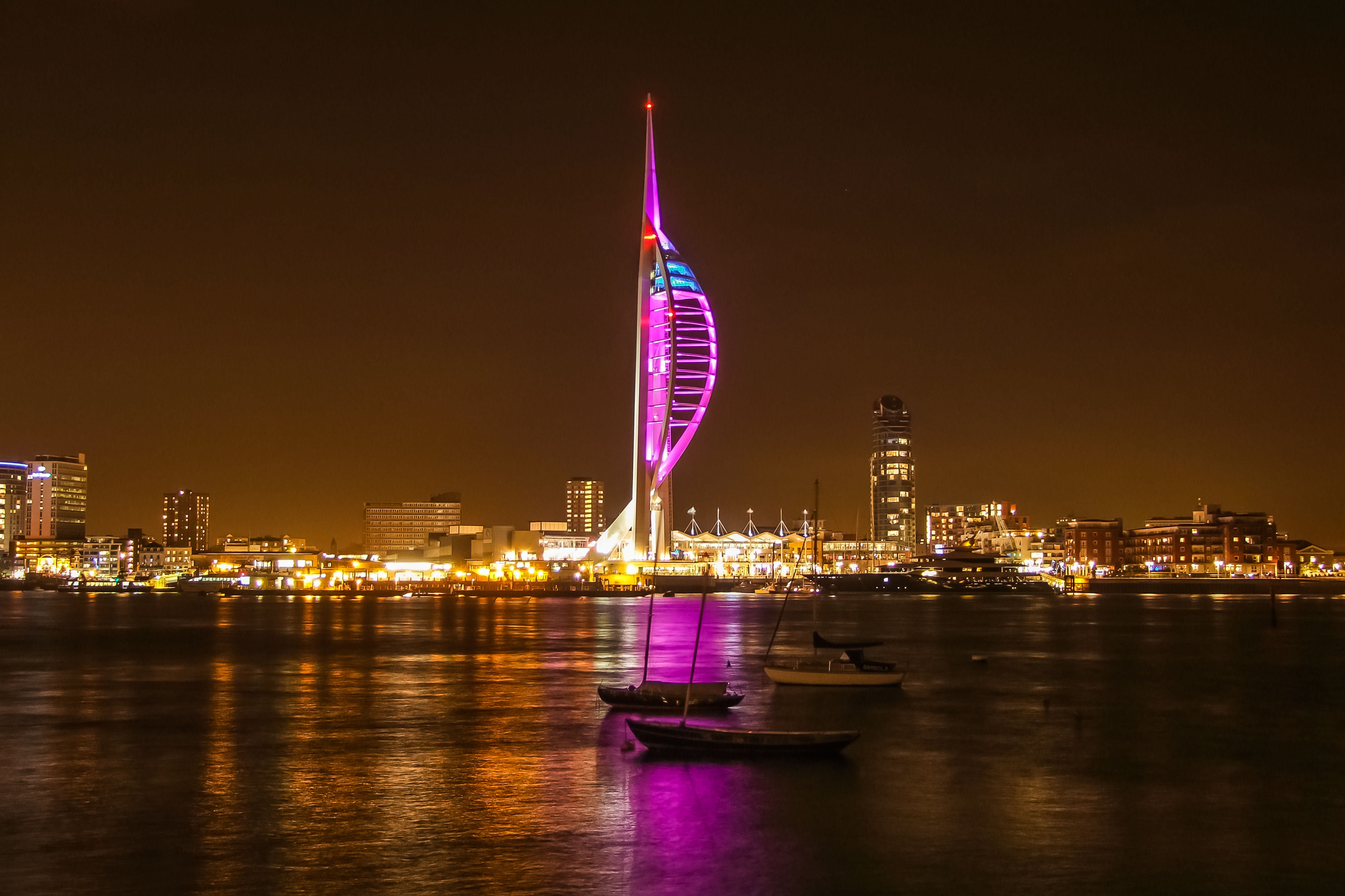 city, portsmouth, sky, office building exterior, skyscraper, travel destinations, building, our neighbours, architecture, river, landscape, building exterior, HD Wallpaper