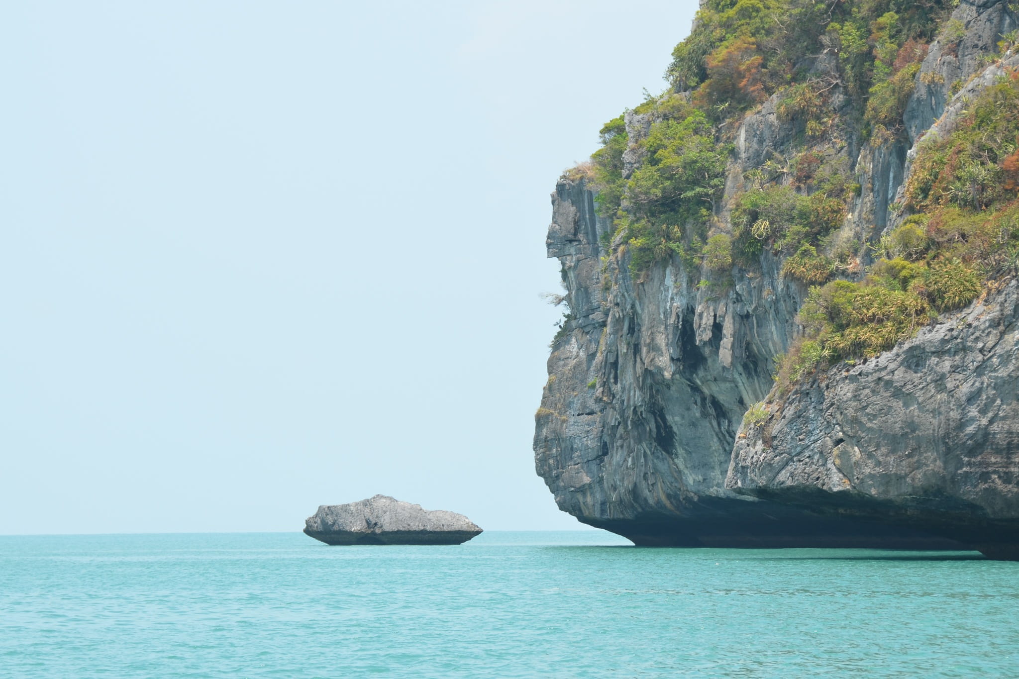 landscape, tranquility, eroded, no people, scenic, Angthong, ocean, horizon, waterfront, rock - object, outdoors, samui, thailand, cliff, rocks, scenics - nature, HD Wallpaper